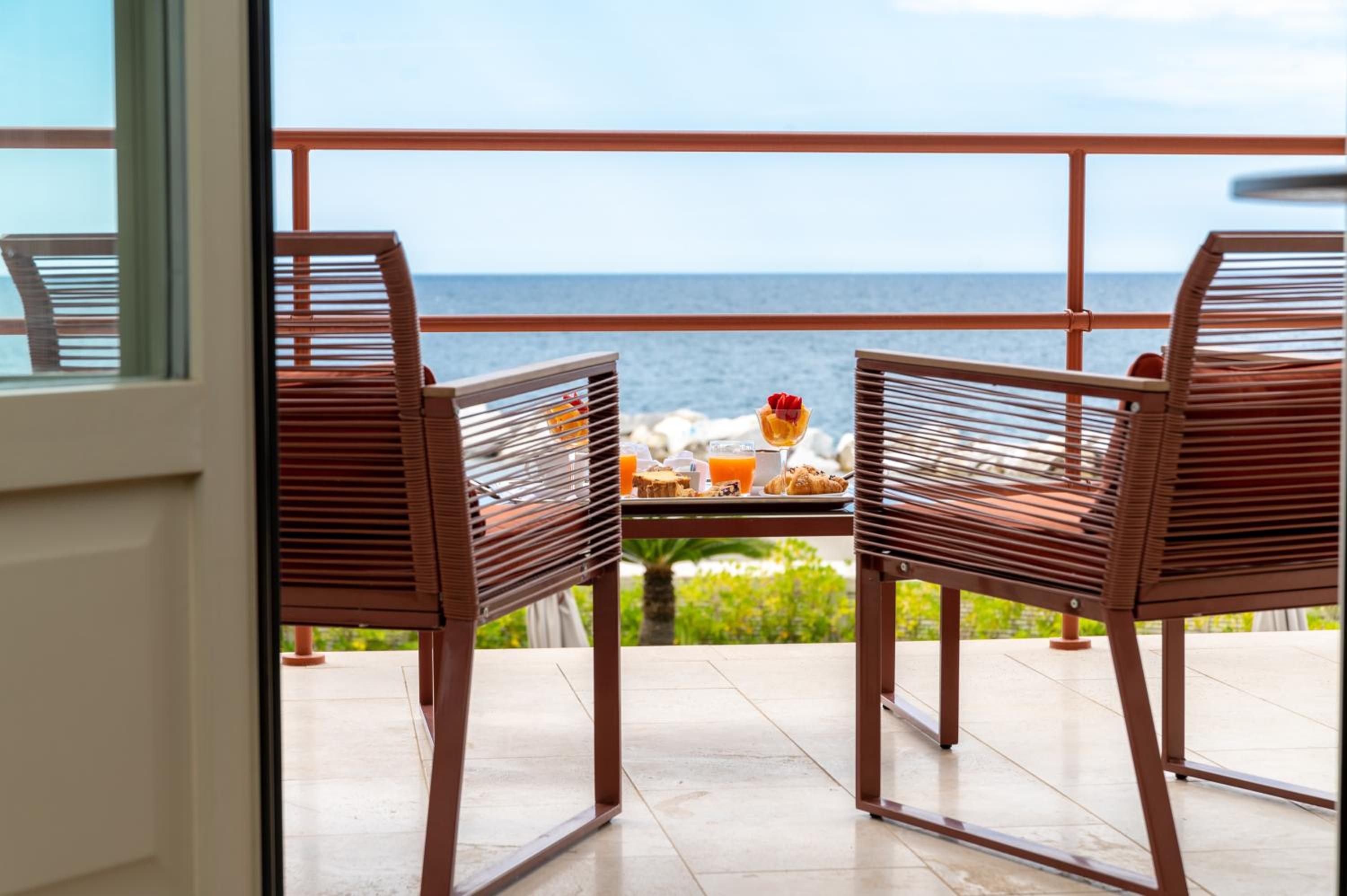 Privilege Double Room with Patio or Balcony and Sea View