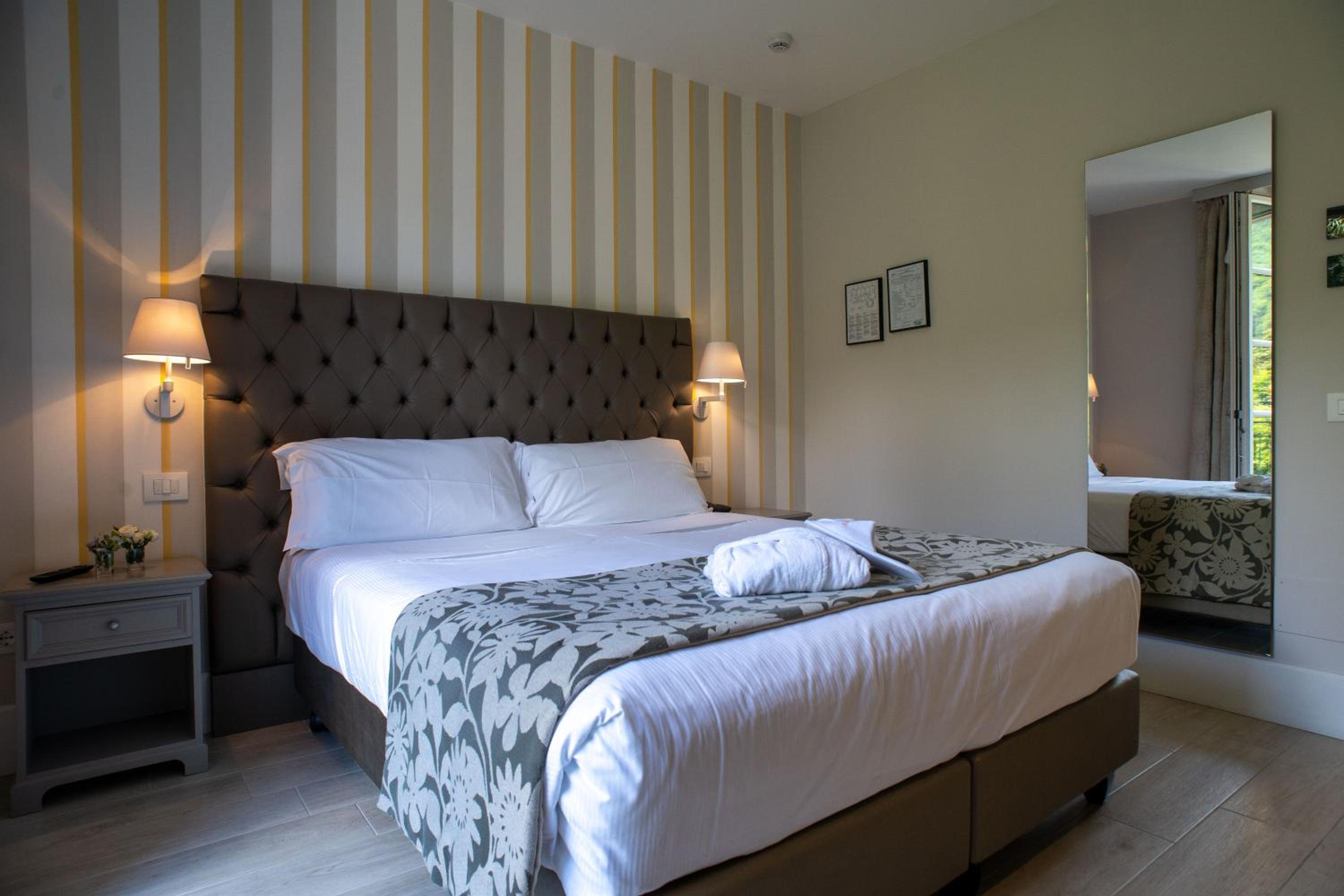 Double or Twin Room with Garden View