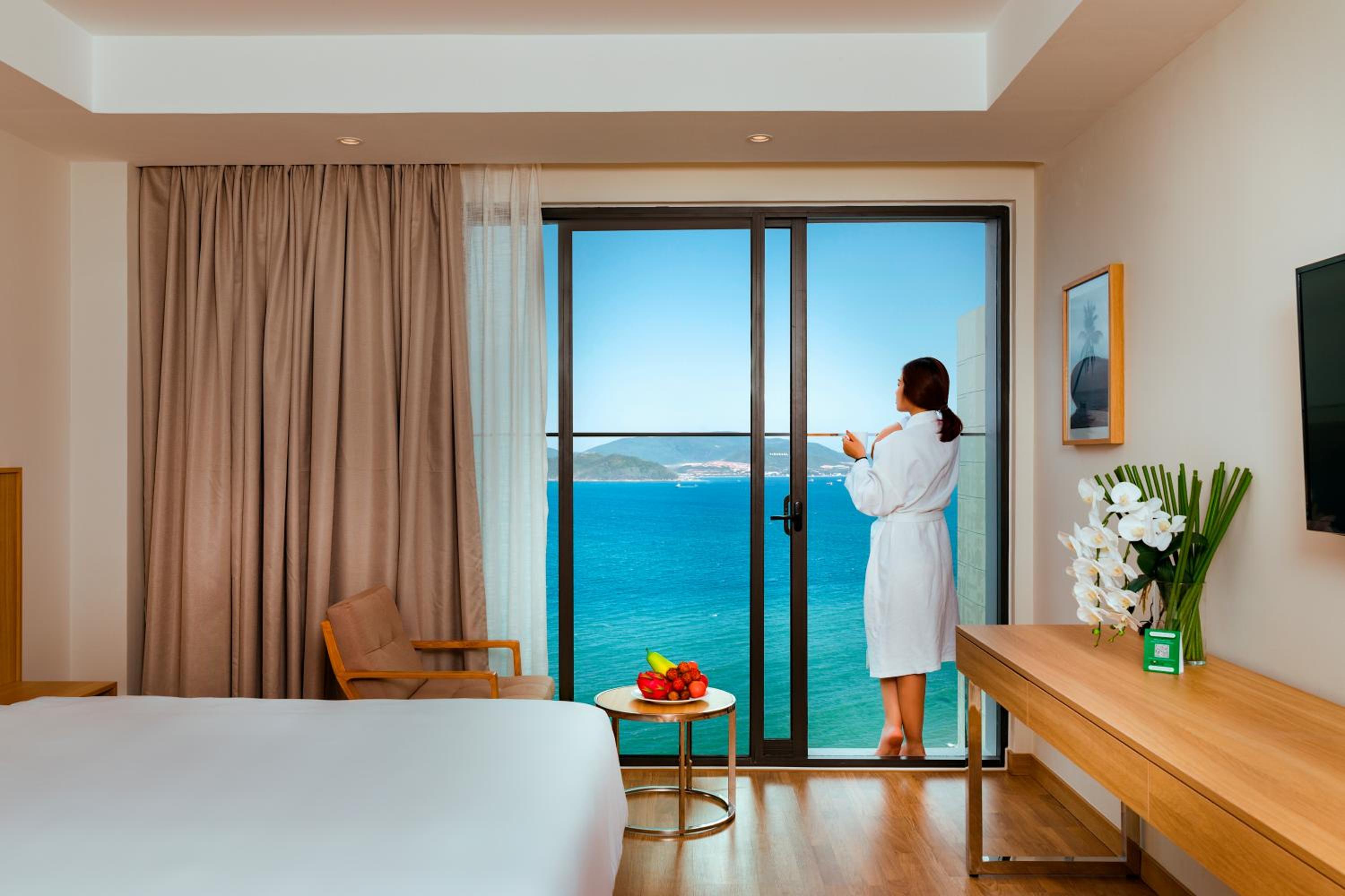 Family Suite with Sea View and Balcony