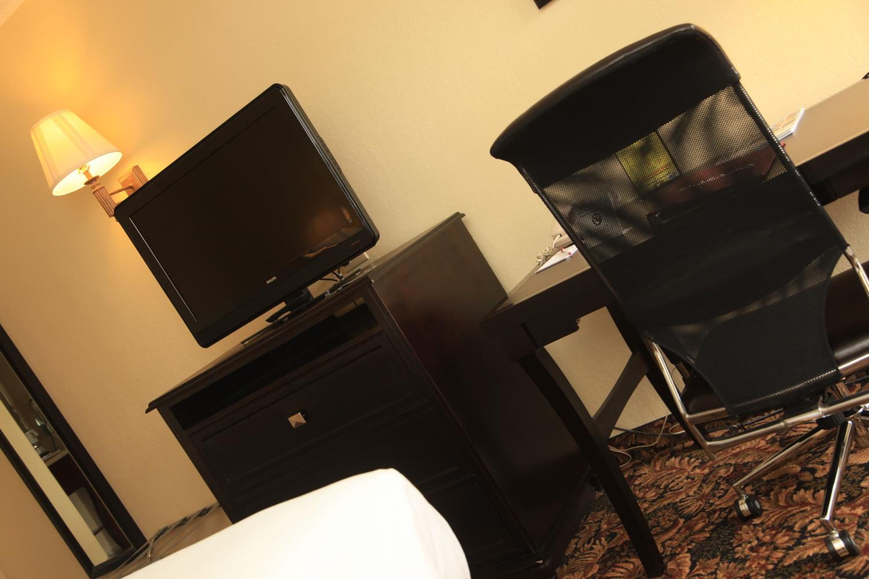 King Room - Non-Smoking