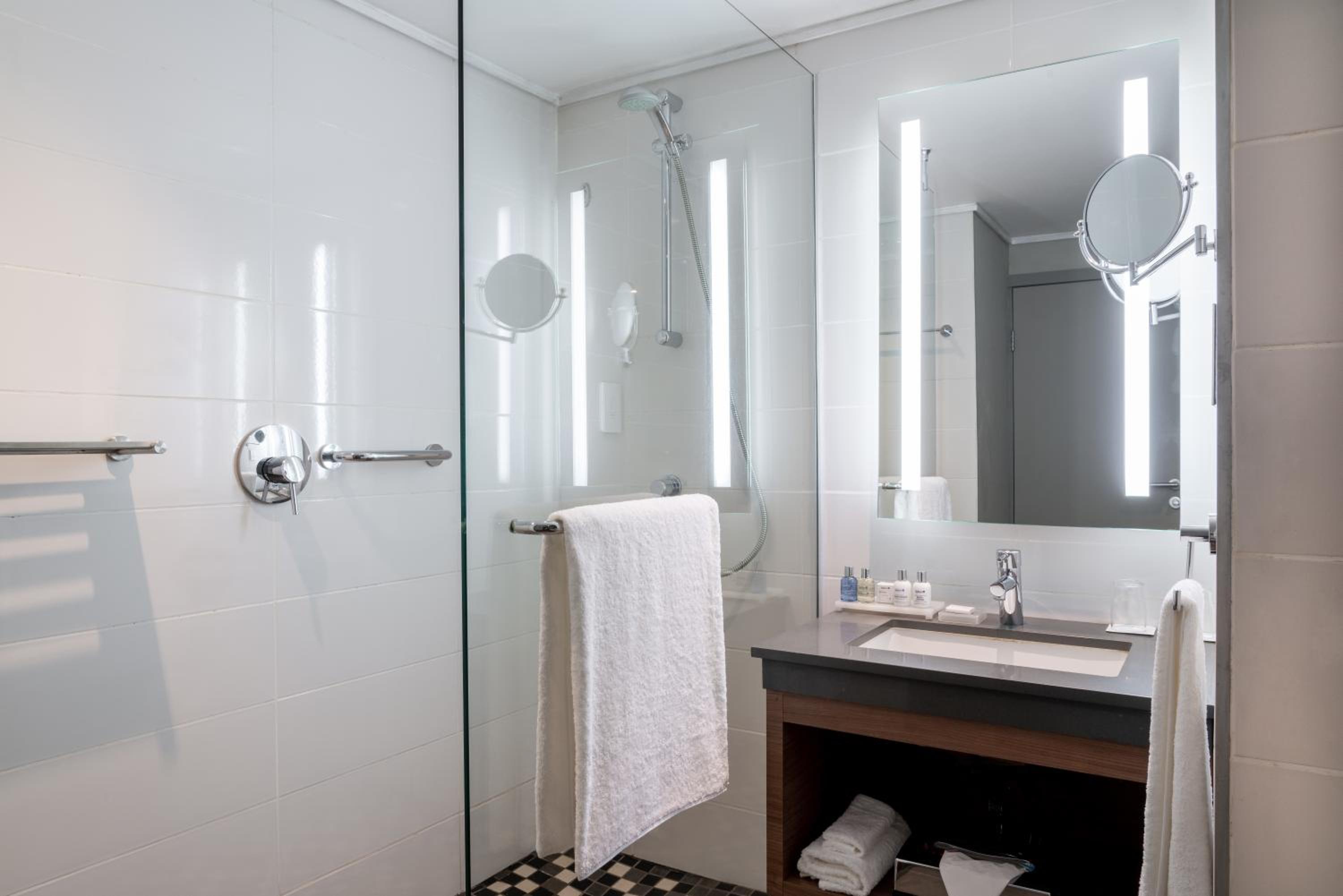 Premium Room with Balcony and Ocean View