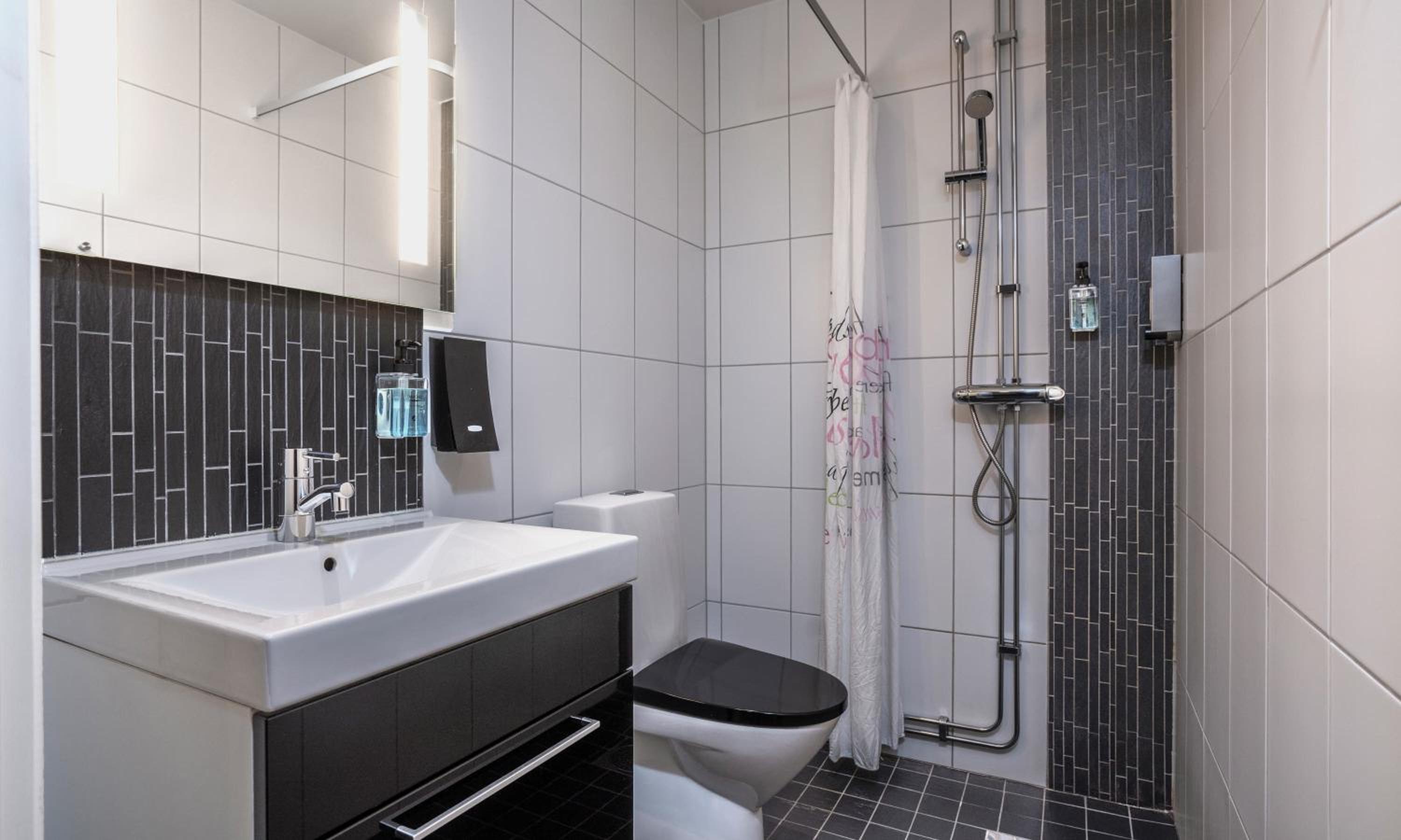 Moderate Double Room Without Window