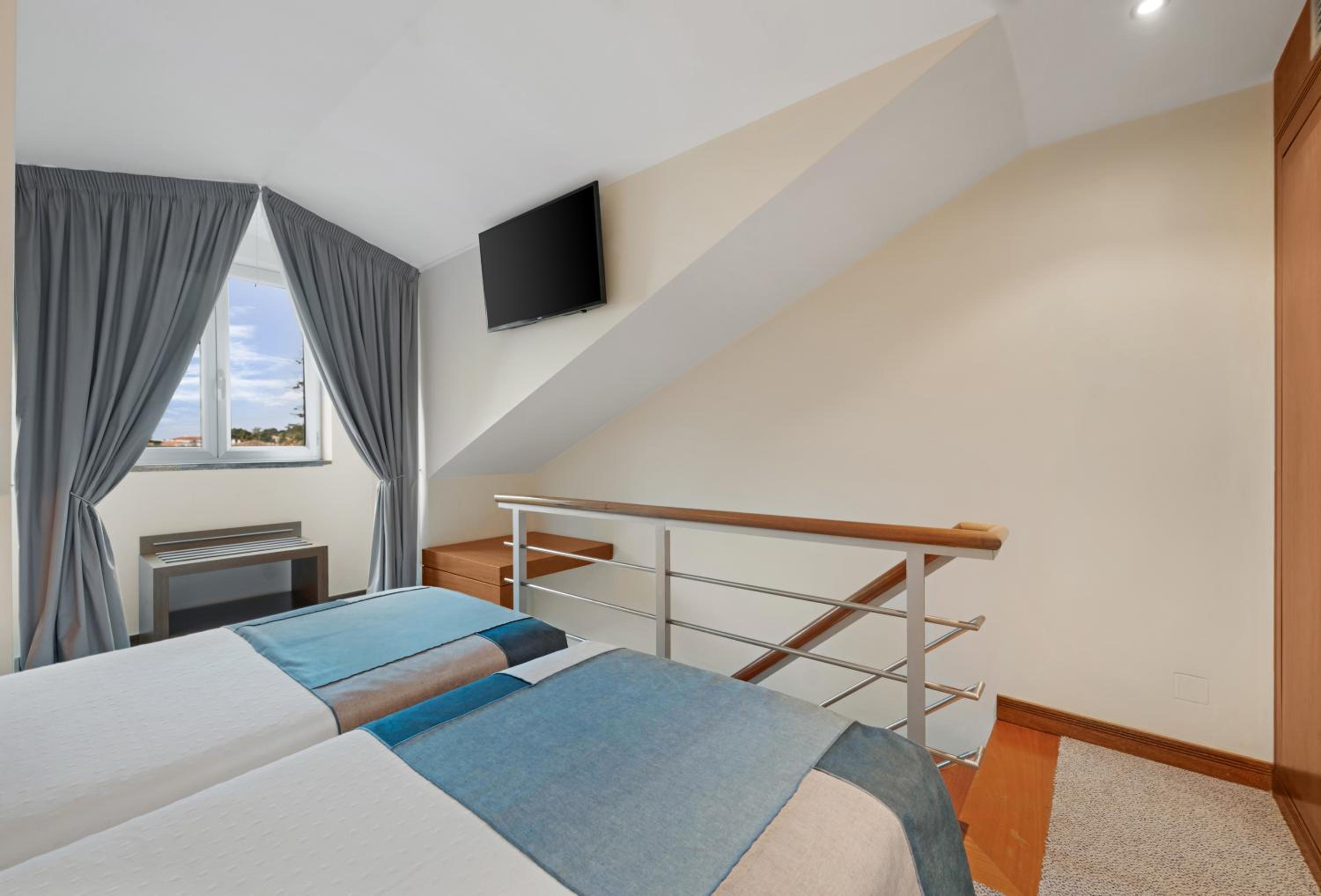 Twin Junior Suite with Garden View