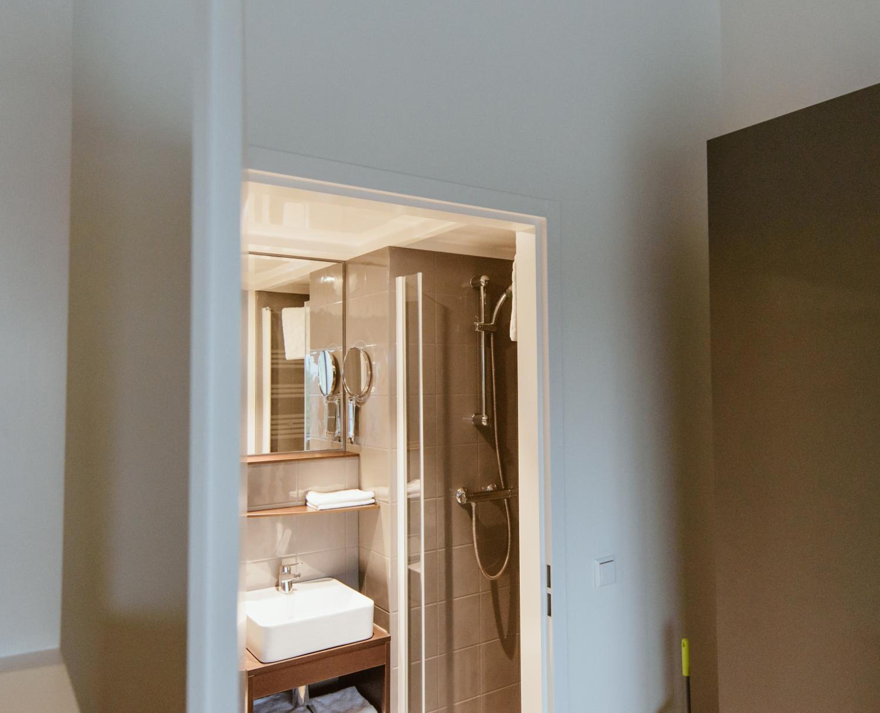 Luxury Studio with City View