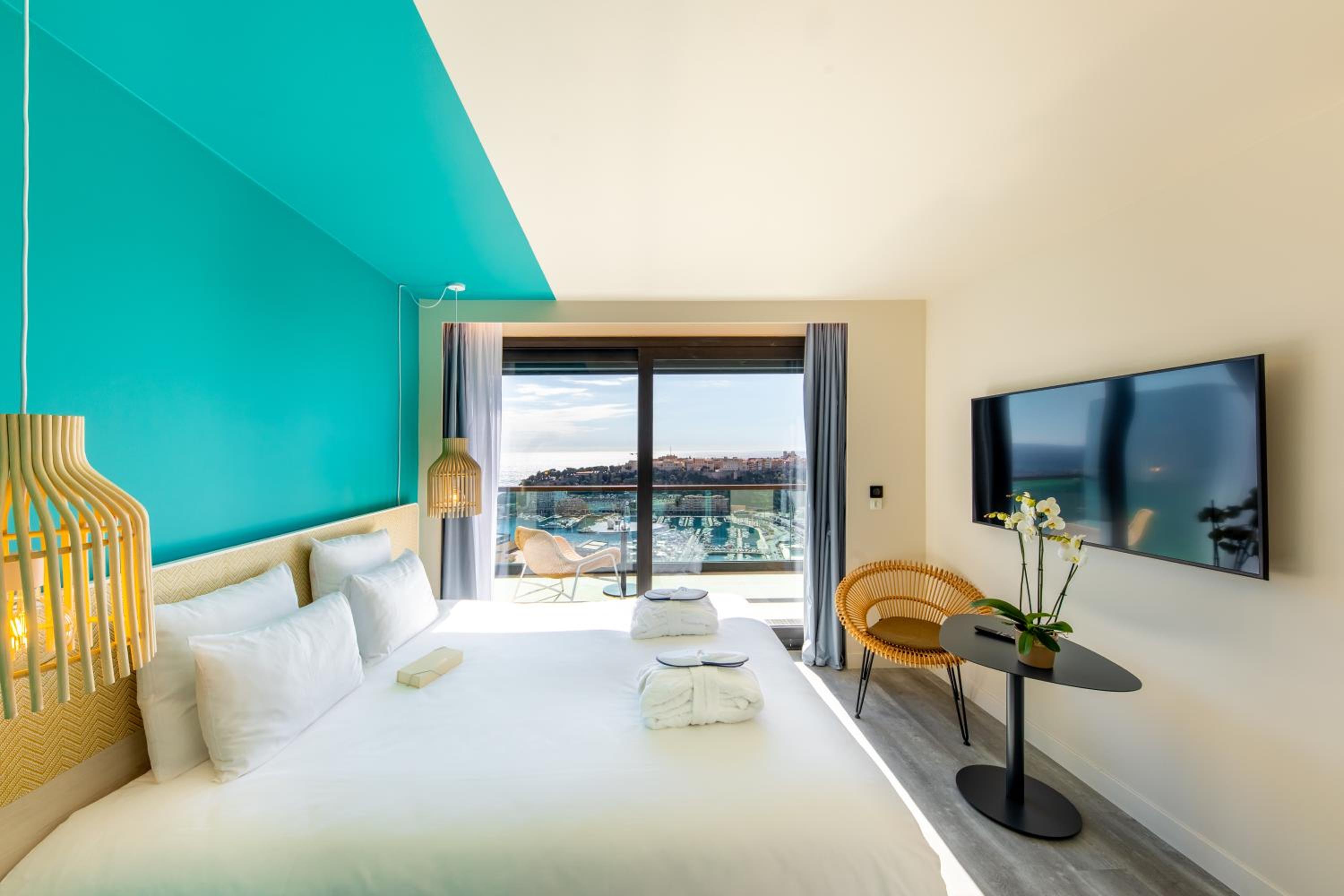 Riviera Junior Suite with Terrace and Sea View 