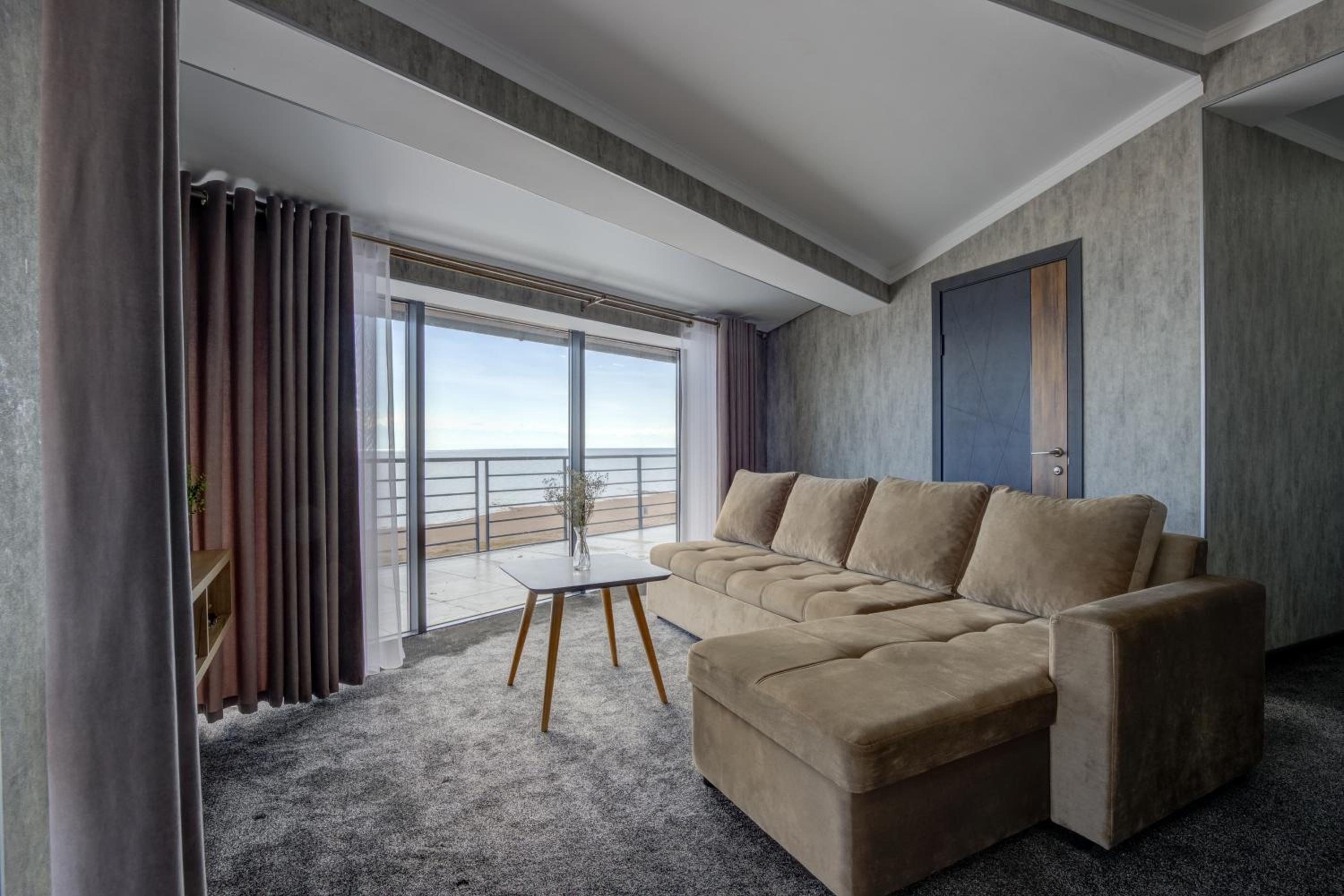 Double Room With Balcony And Sea View