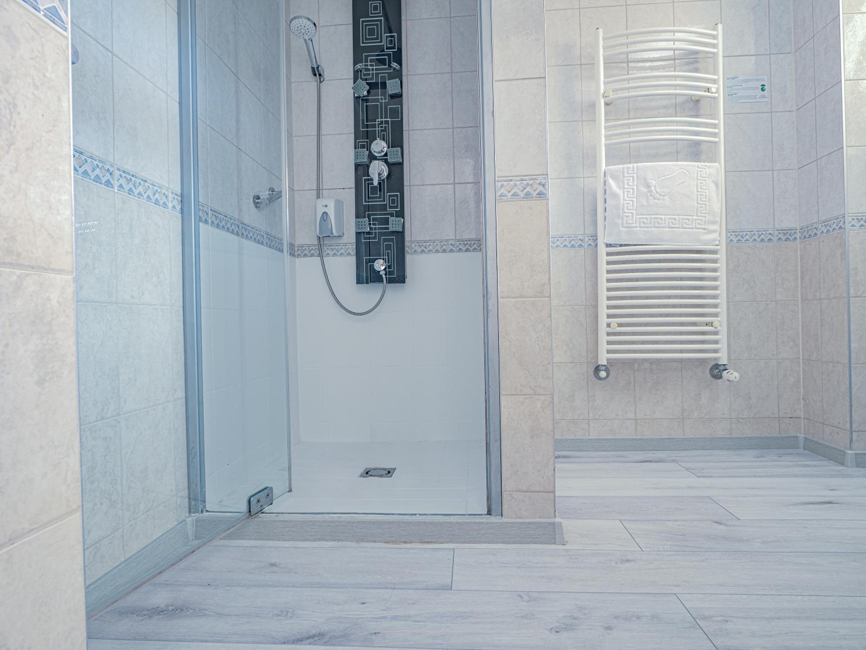 Superior Queen Room with Two Queen Beds