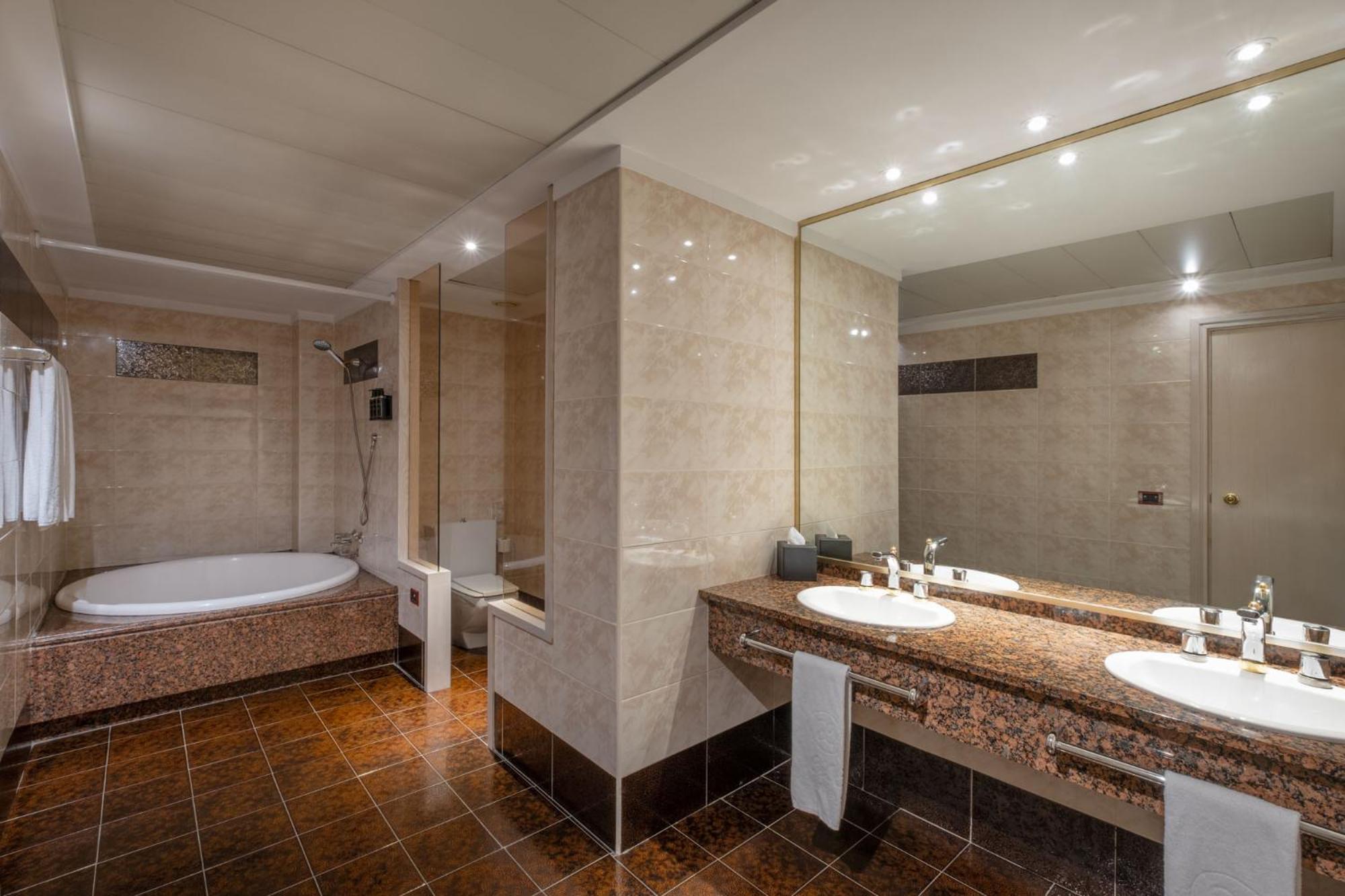 Double or Twin Room with Living Room