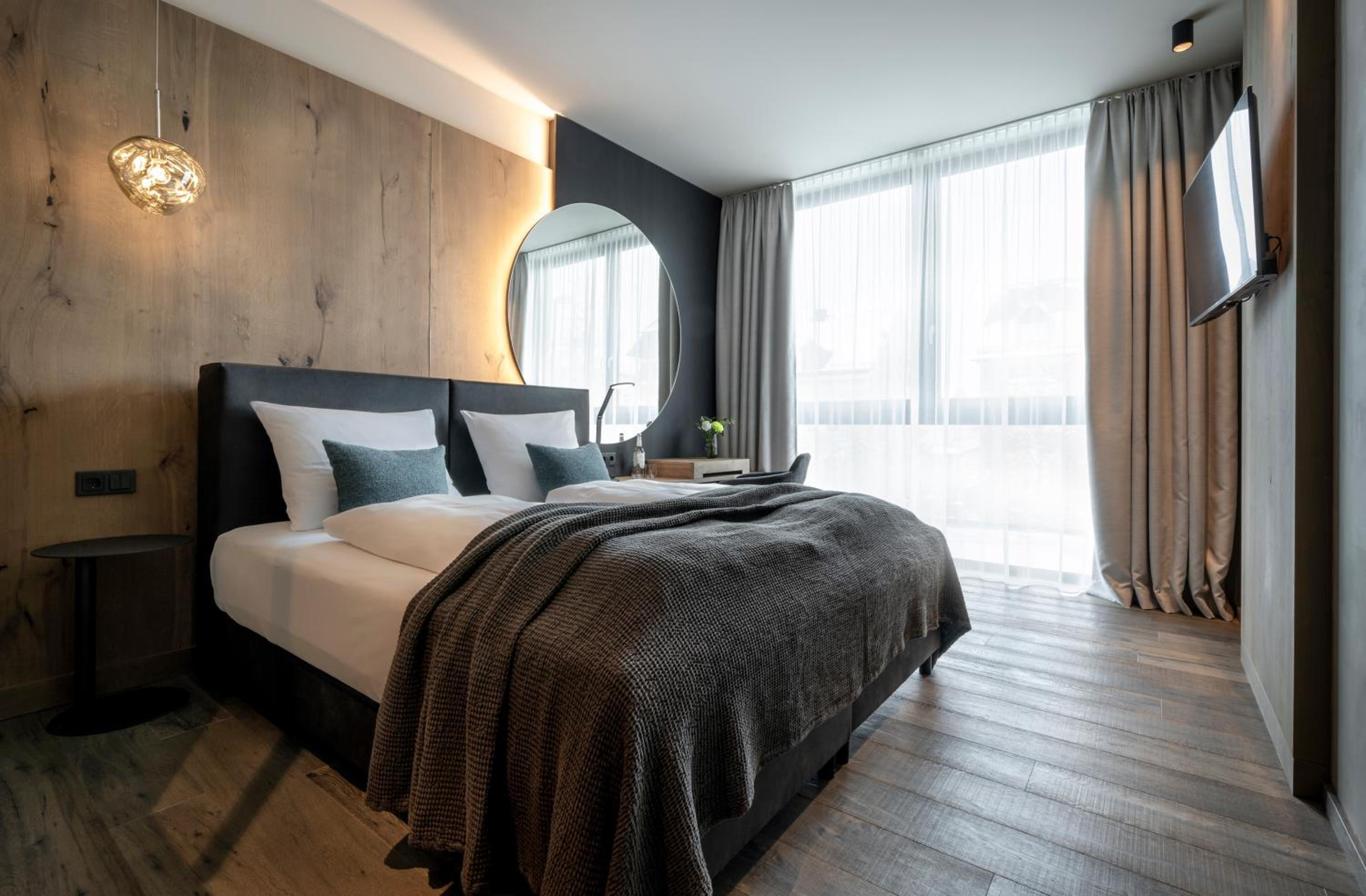 Double Room with Balcony - 750 g