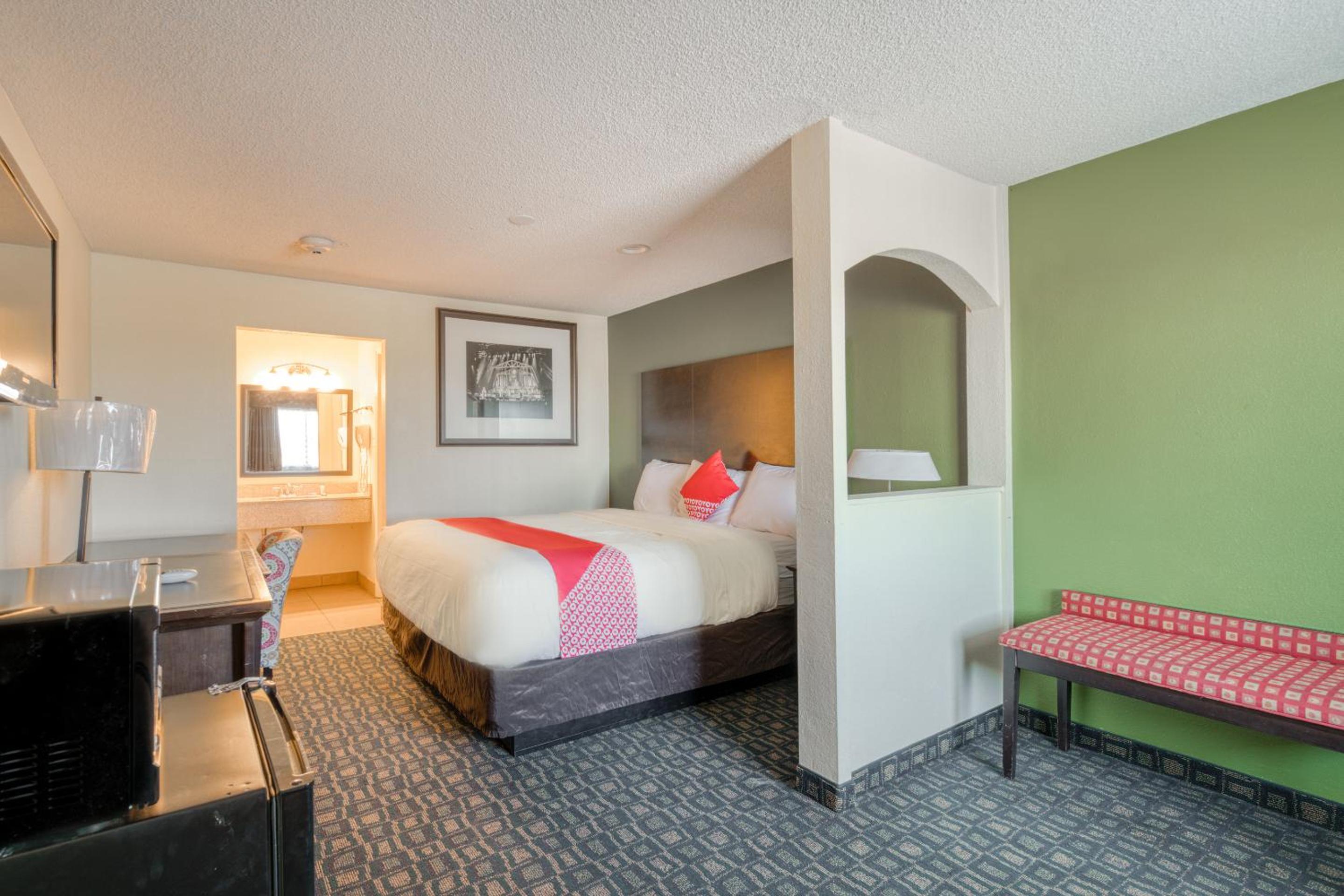 One-Bedroom Suite