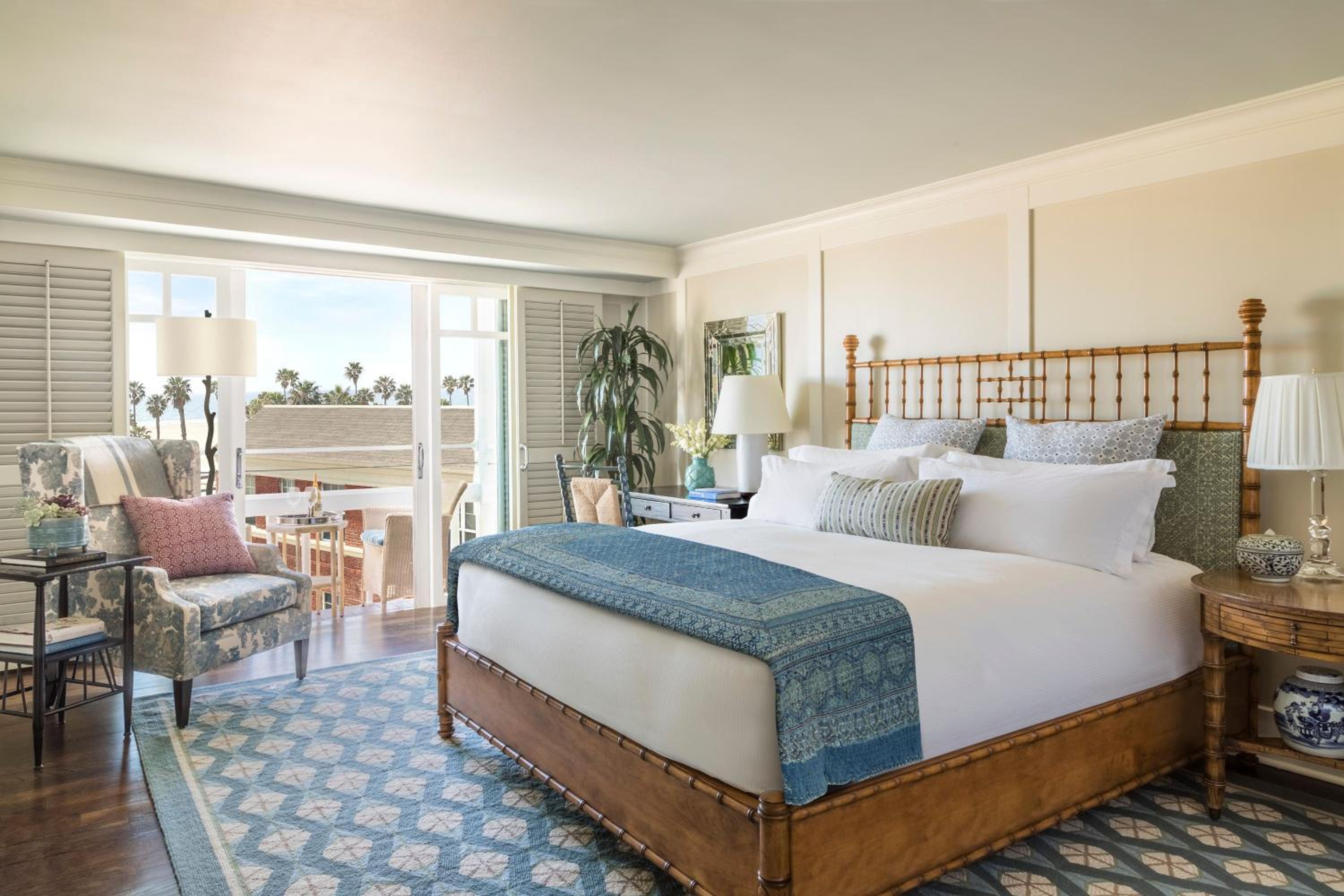 King Room with Partial Ocean View