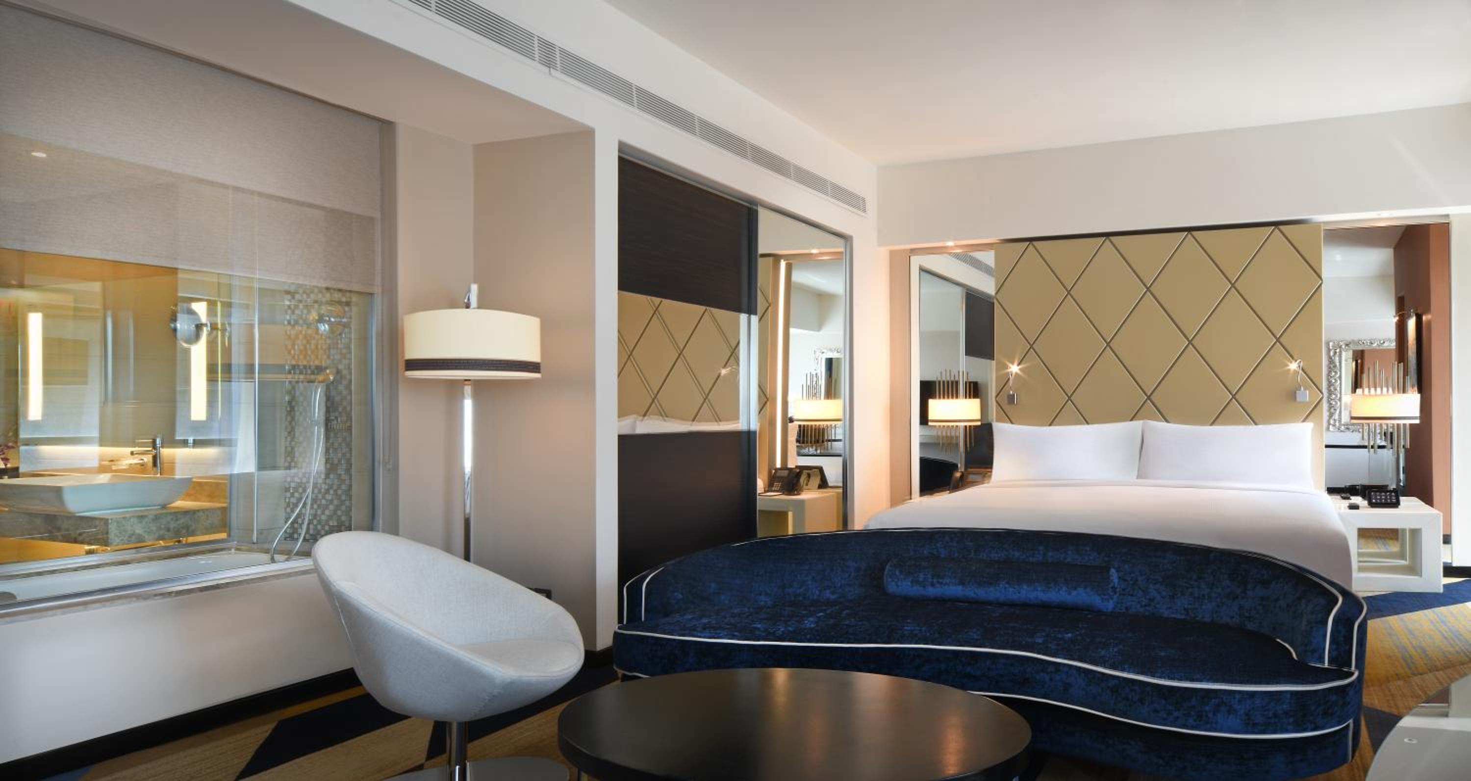 Two-Bedroom Suite with One King and Two Twin Beds