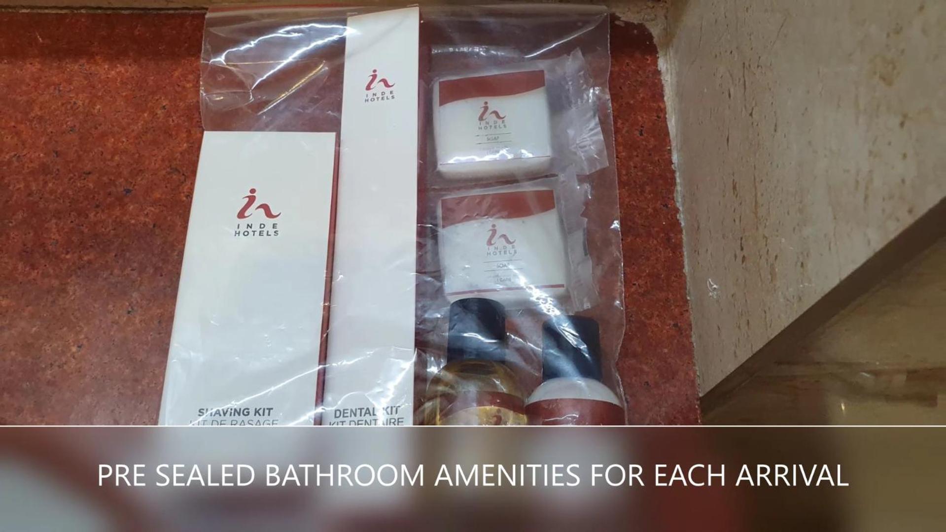 Deluxe king bed room with 10% discount on Food & Soft Beverages (at restaurants)