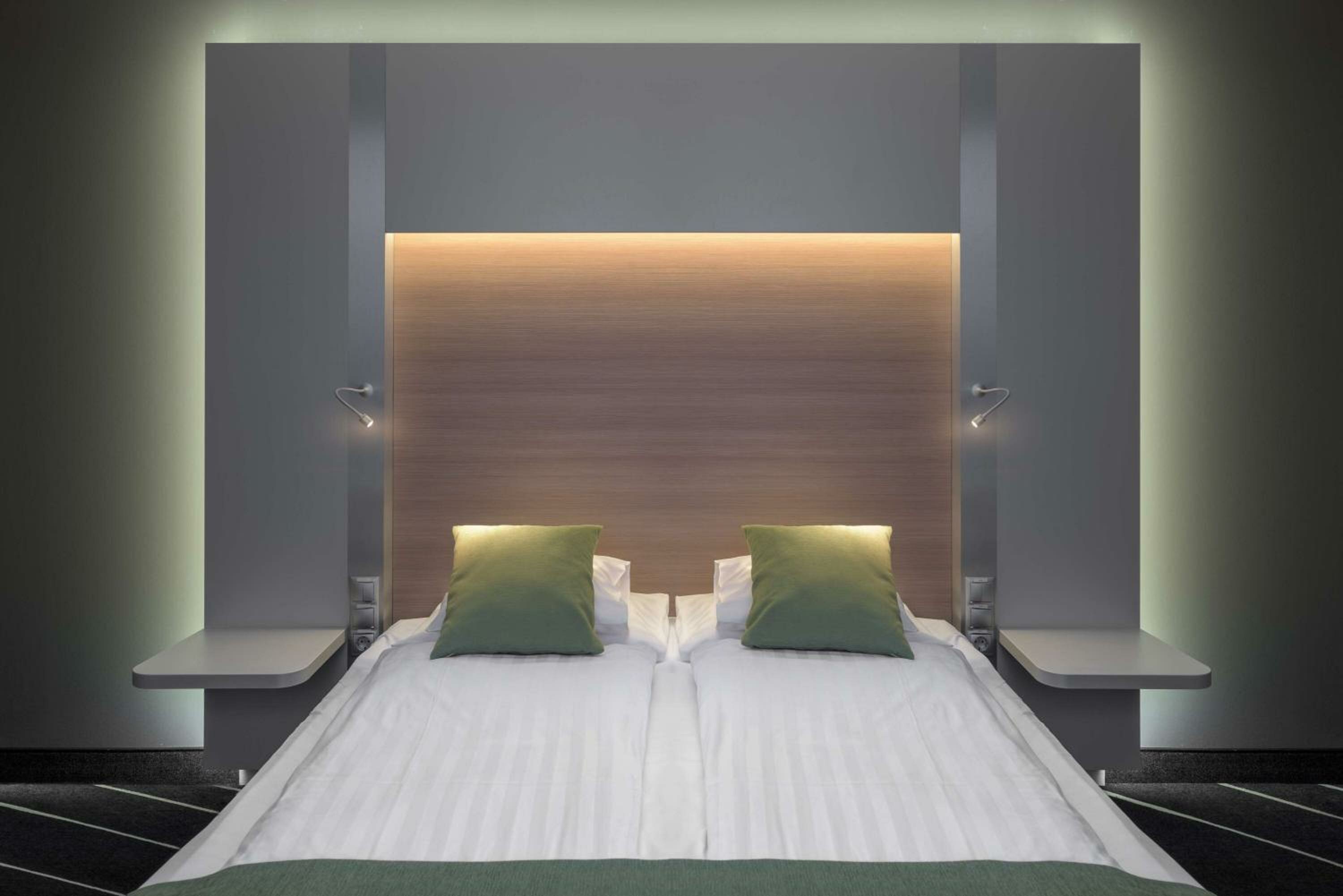 Twin Room with Two Single Beds - Non-Smoking