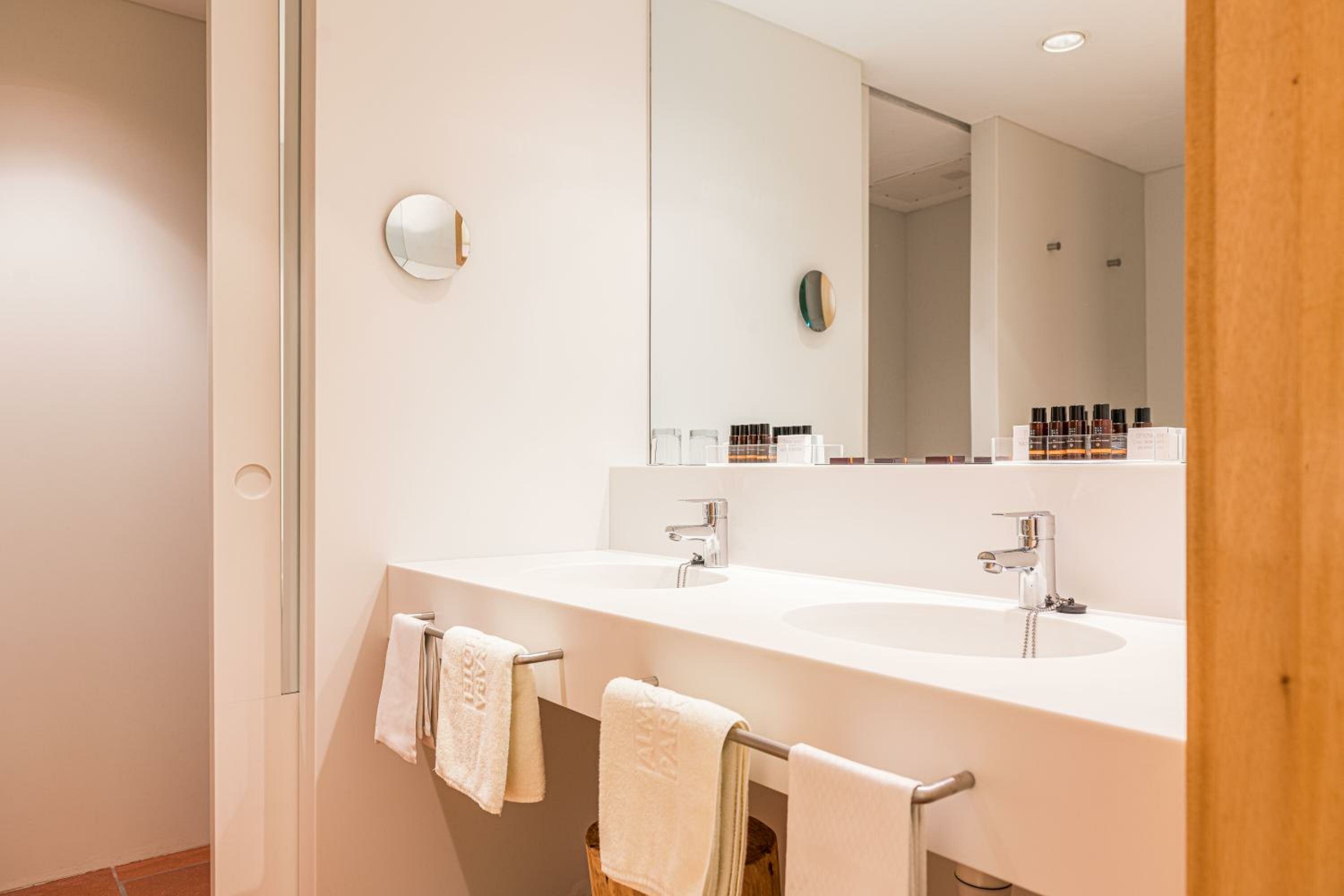 Double Room with Sea View and Extra Bed