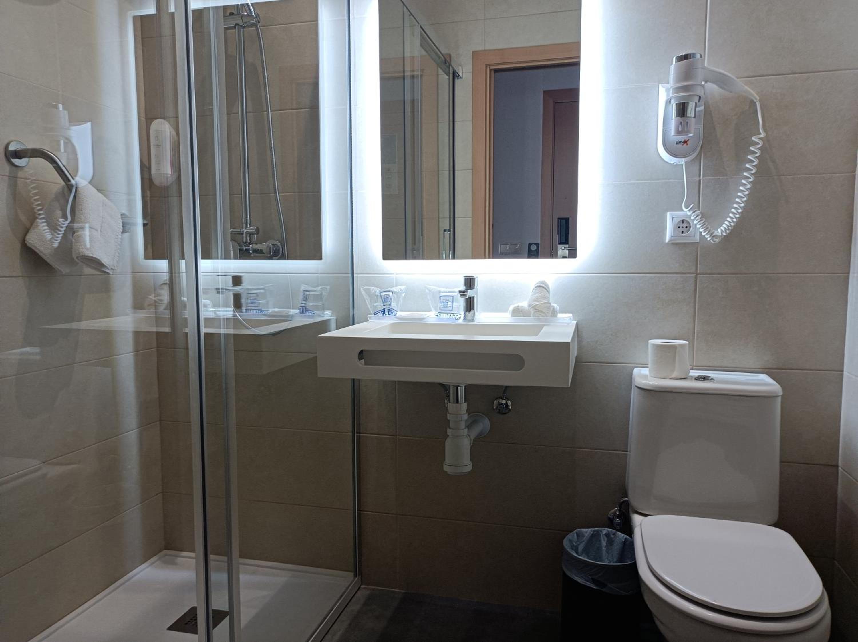 Superior Twin Room With City View