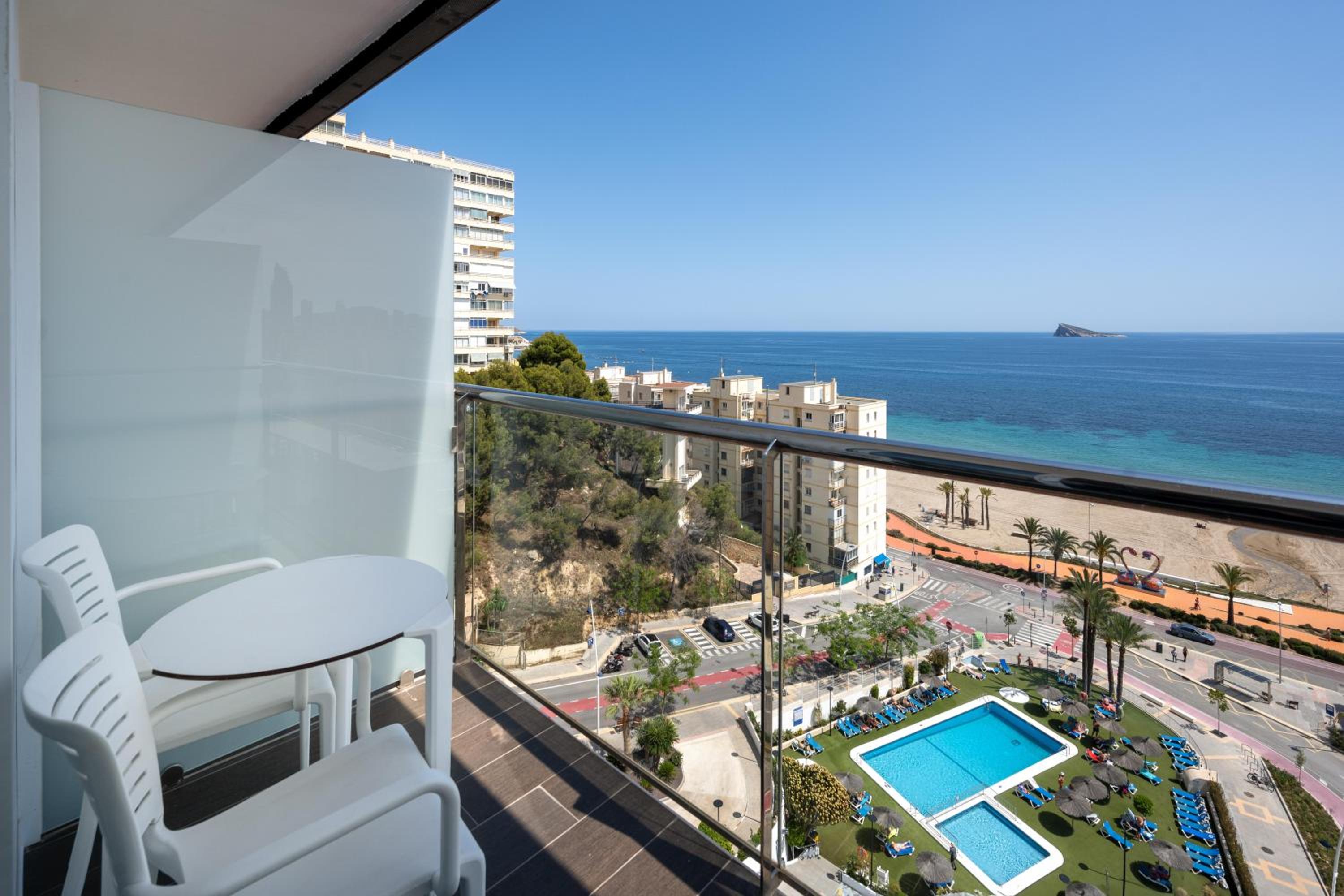 Double or Twin Room with Sea View