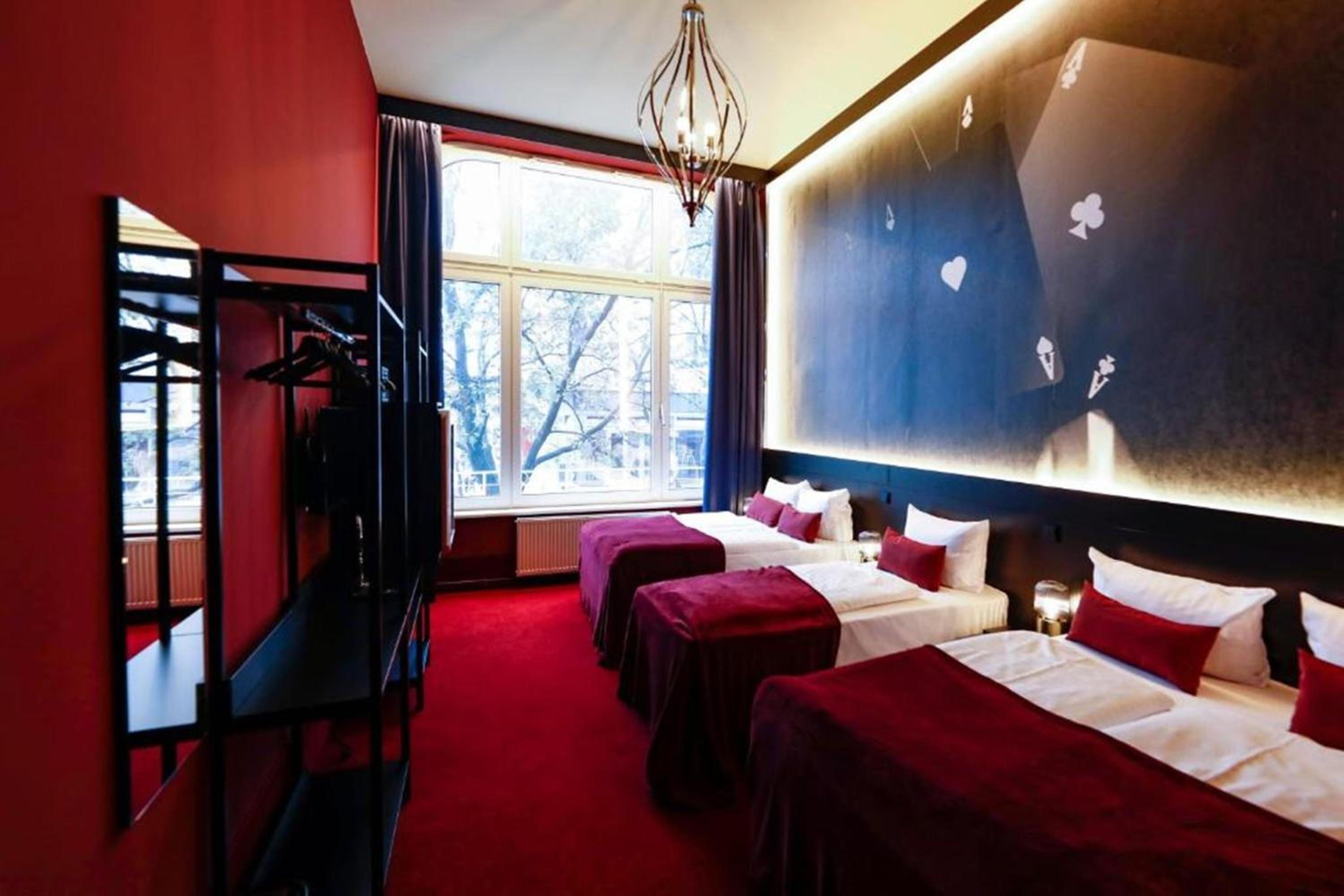 Casino Quintuple Room