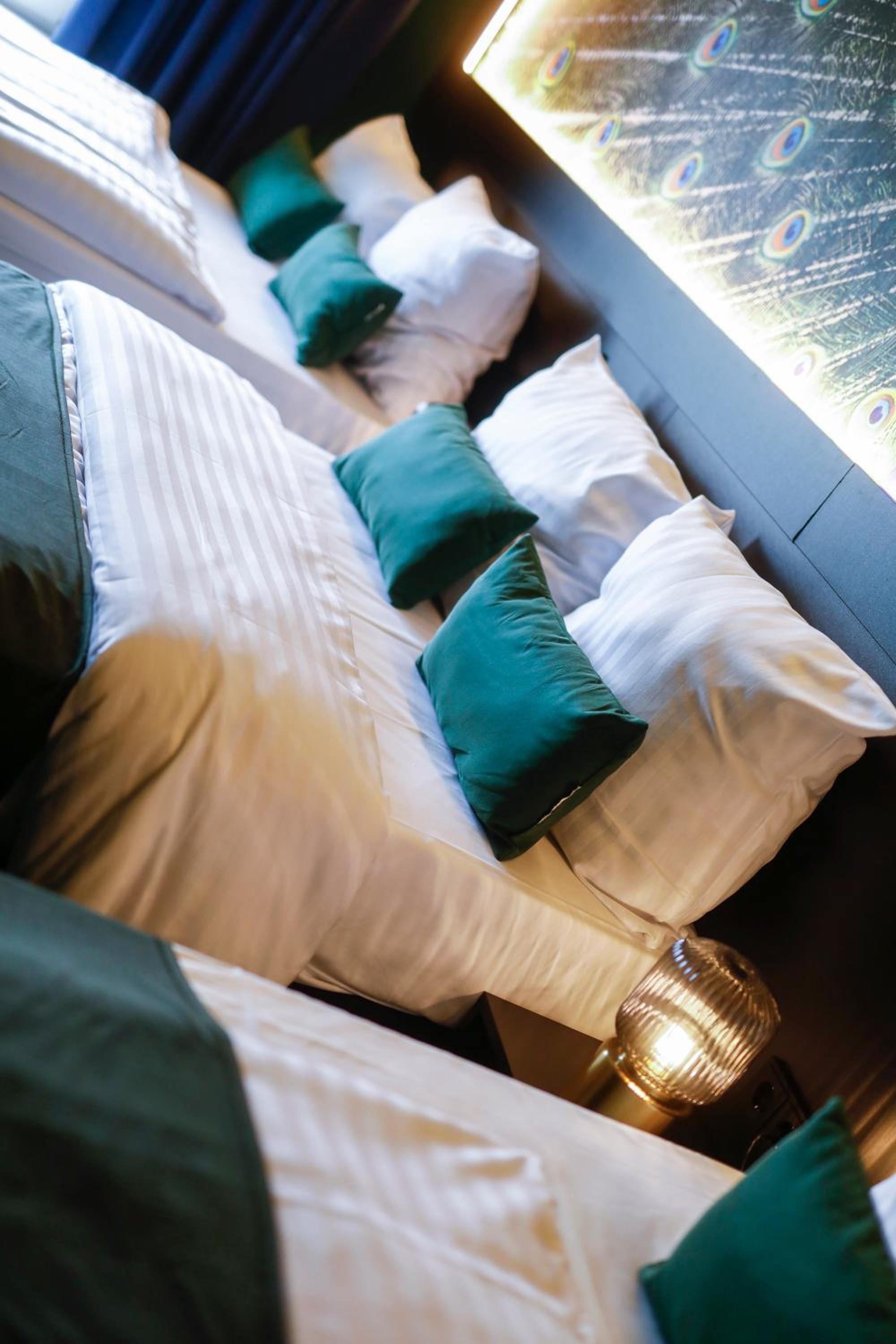 Casino Quintuple Room