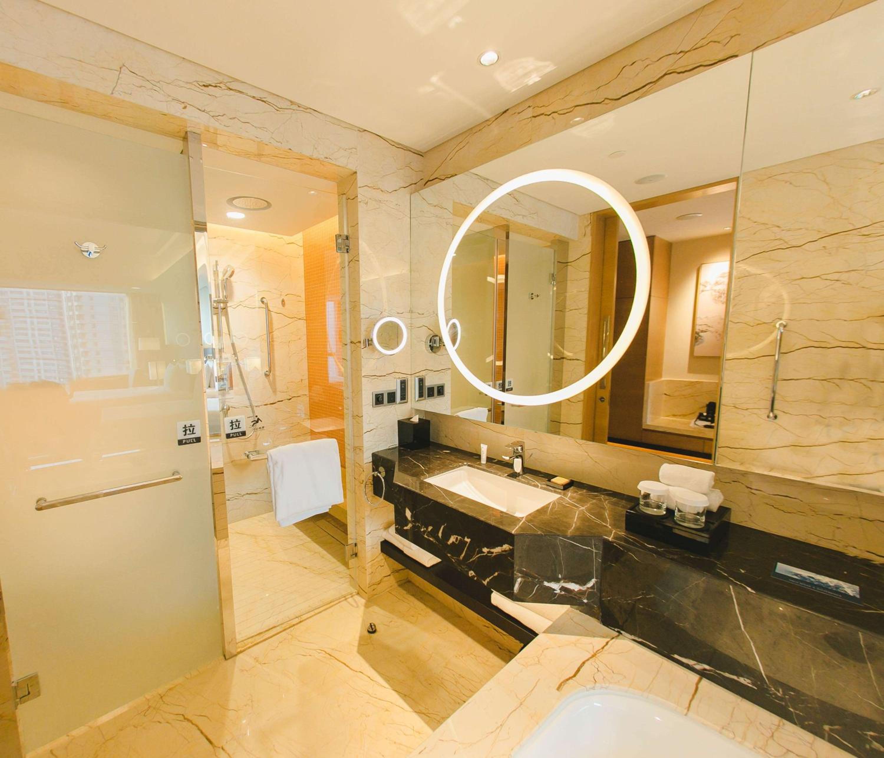 Deluxe Twin Room with Sea View