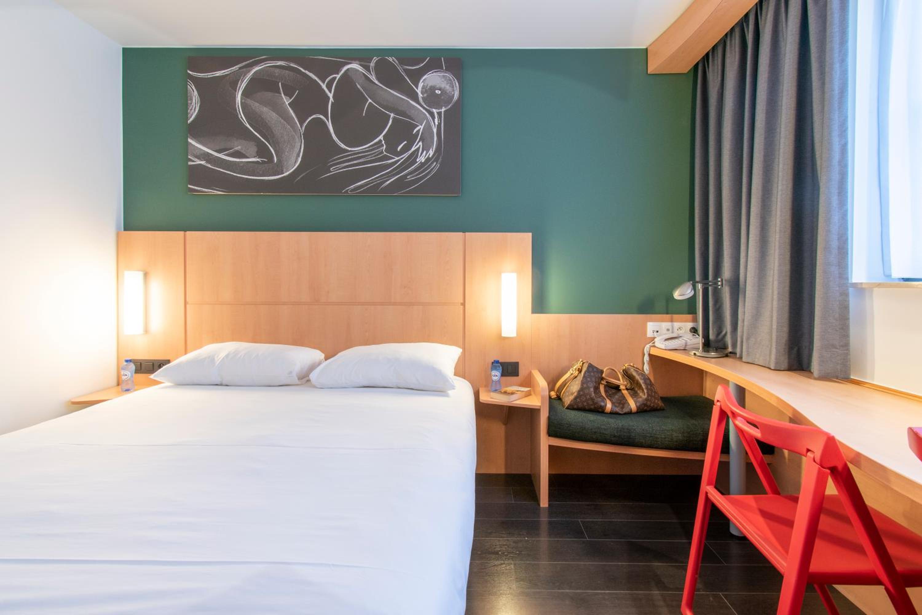 Standard Room with One Double Bed or Two Separate Beds