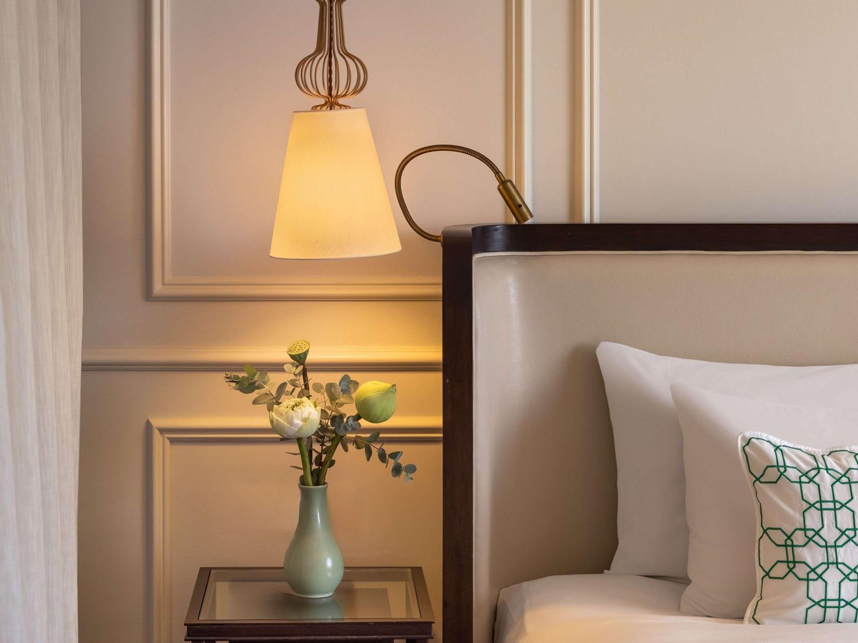 Deluxe Room, 1 King Size Bed, City View