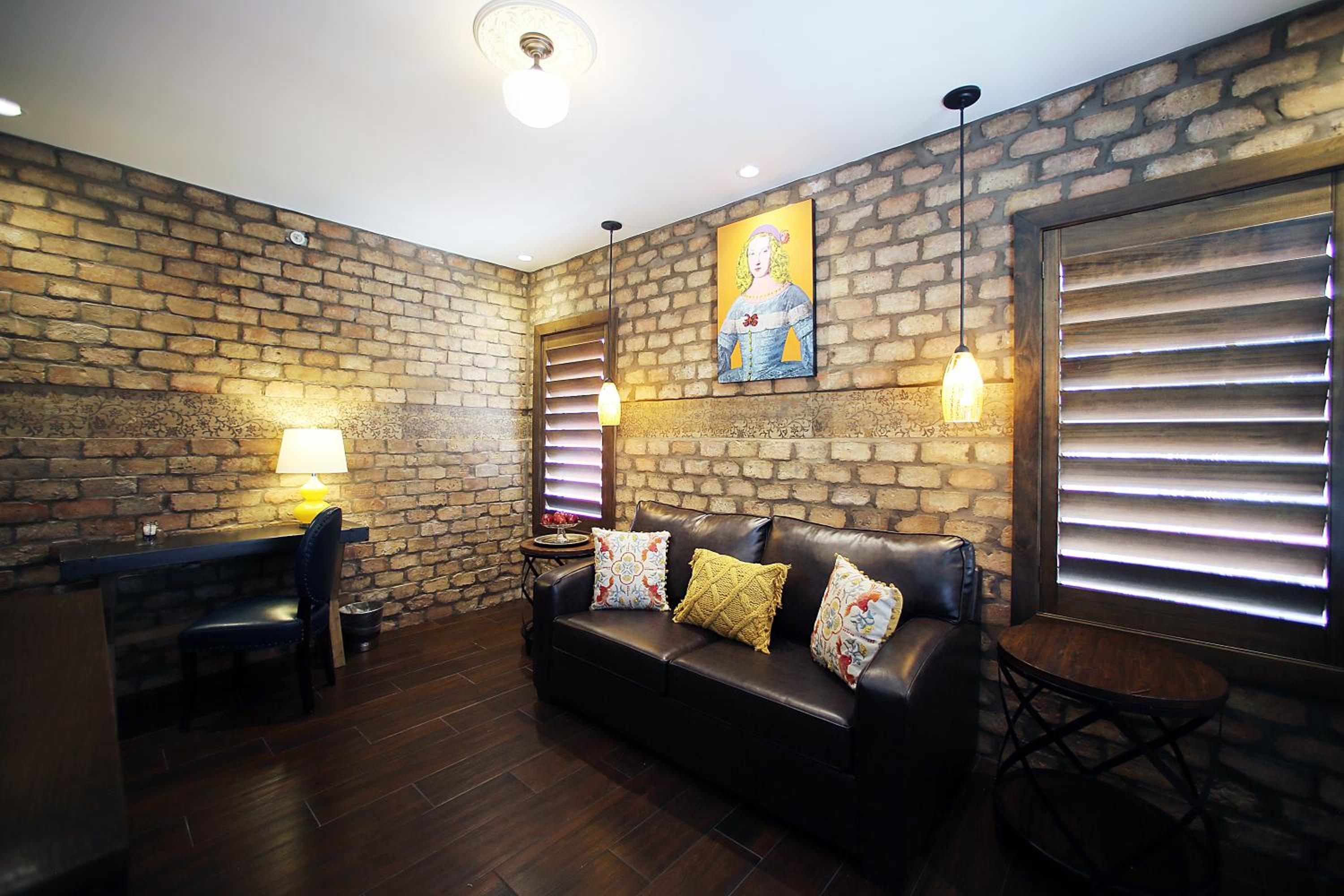 Ocean Front One-Bedroom Suite 