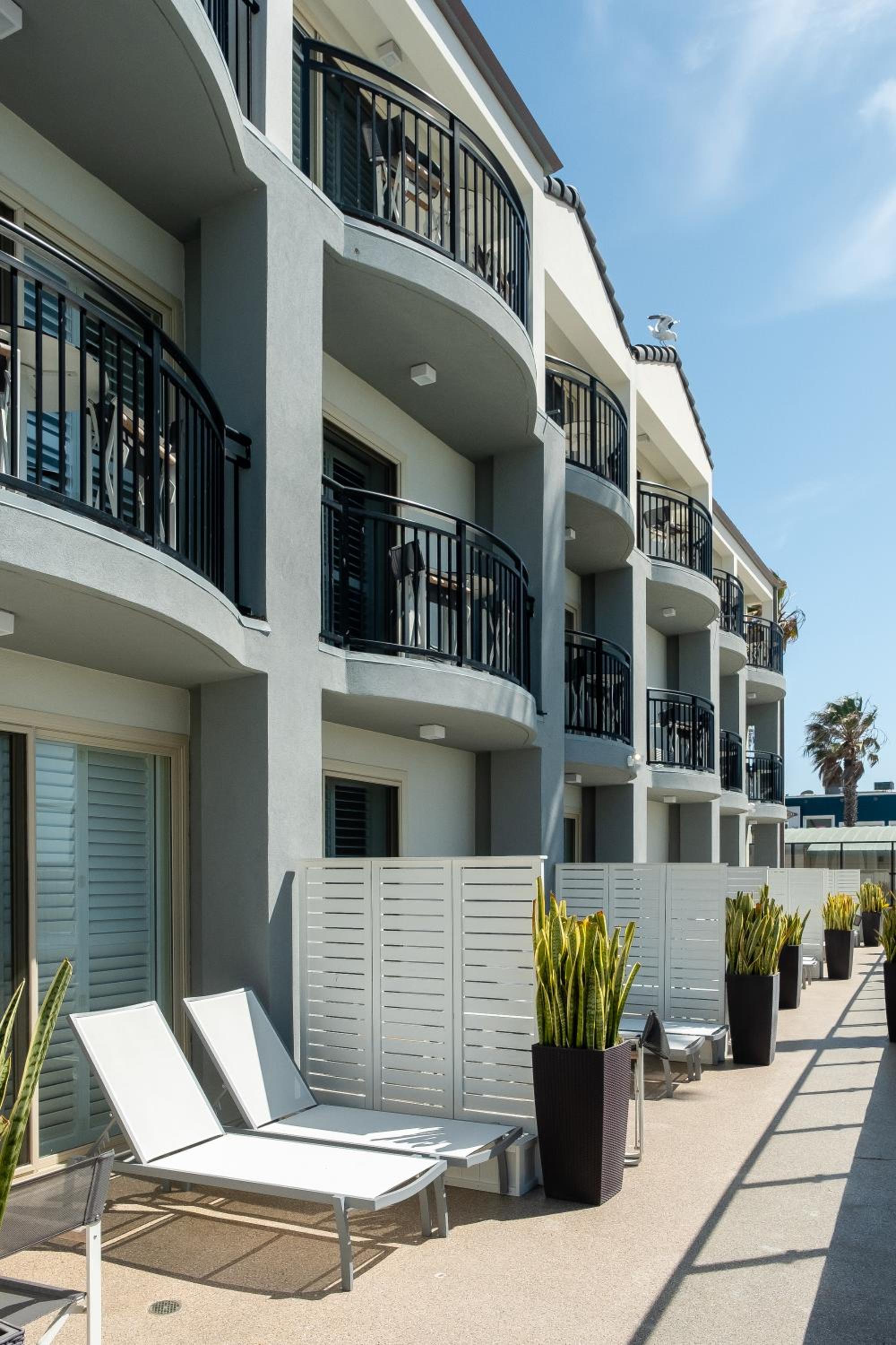 Standard Room with Ocean Front