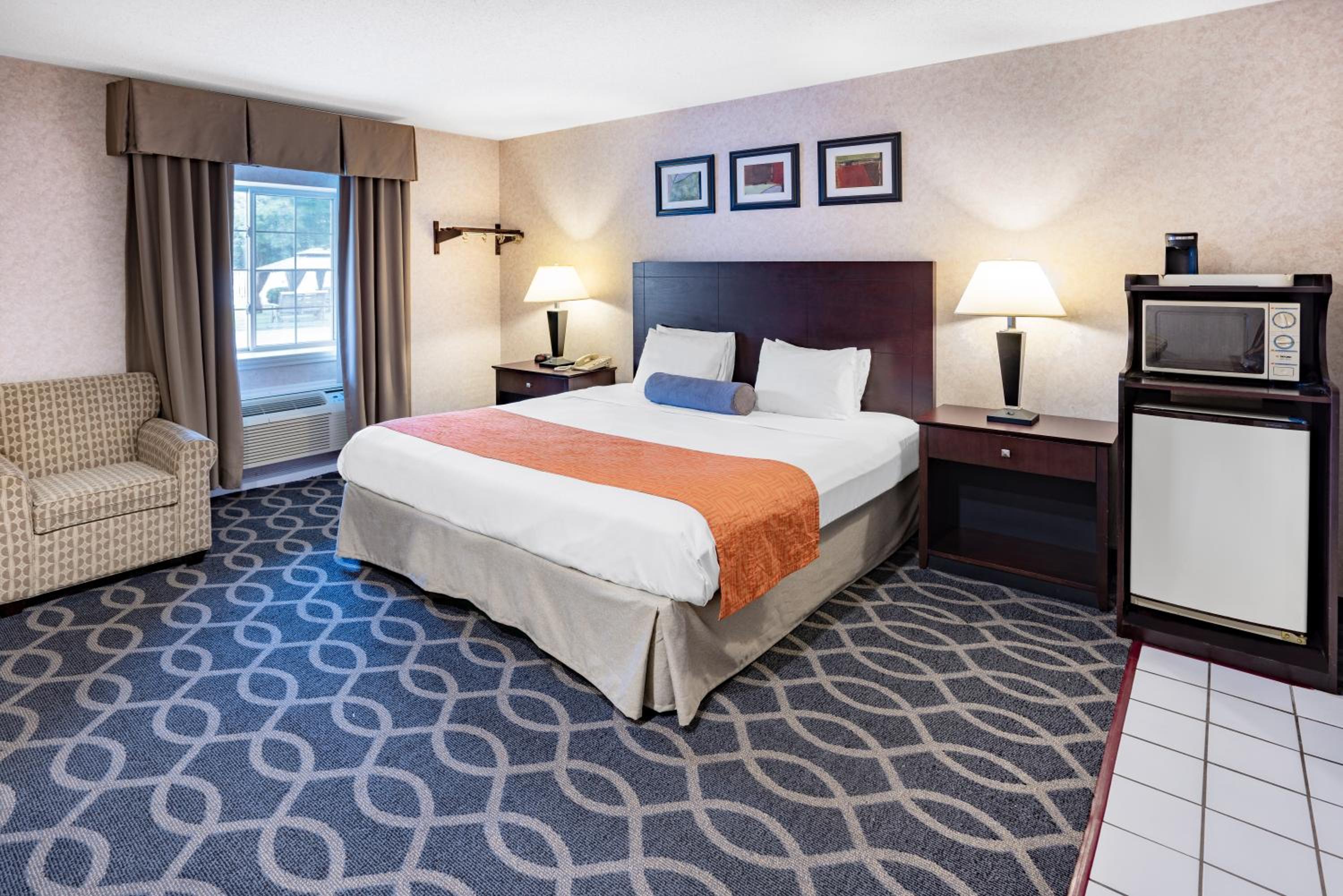 Deluxe King Suite - Smoking