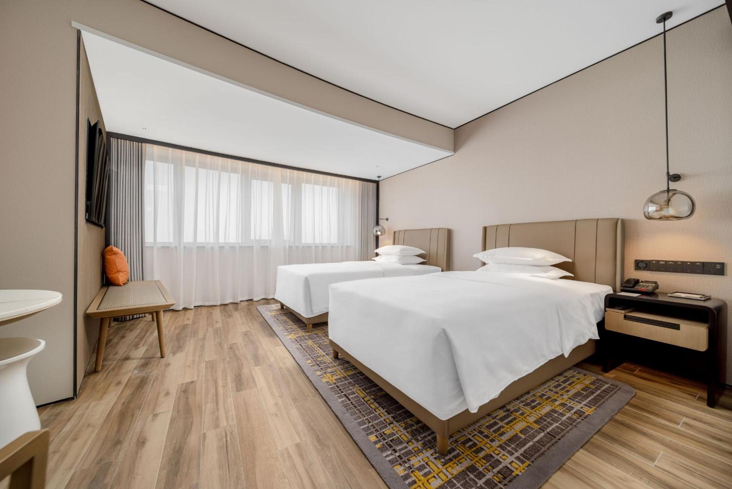 Executive Twin Bed Room