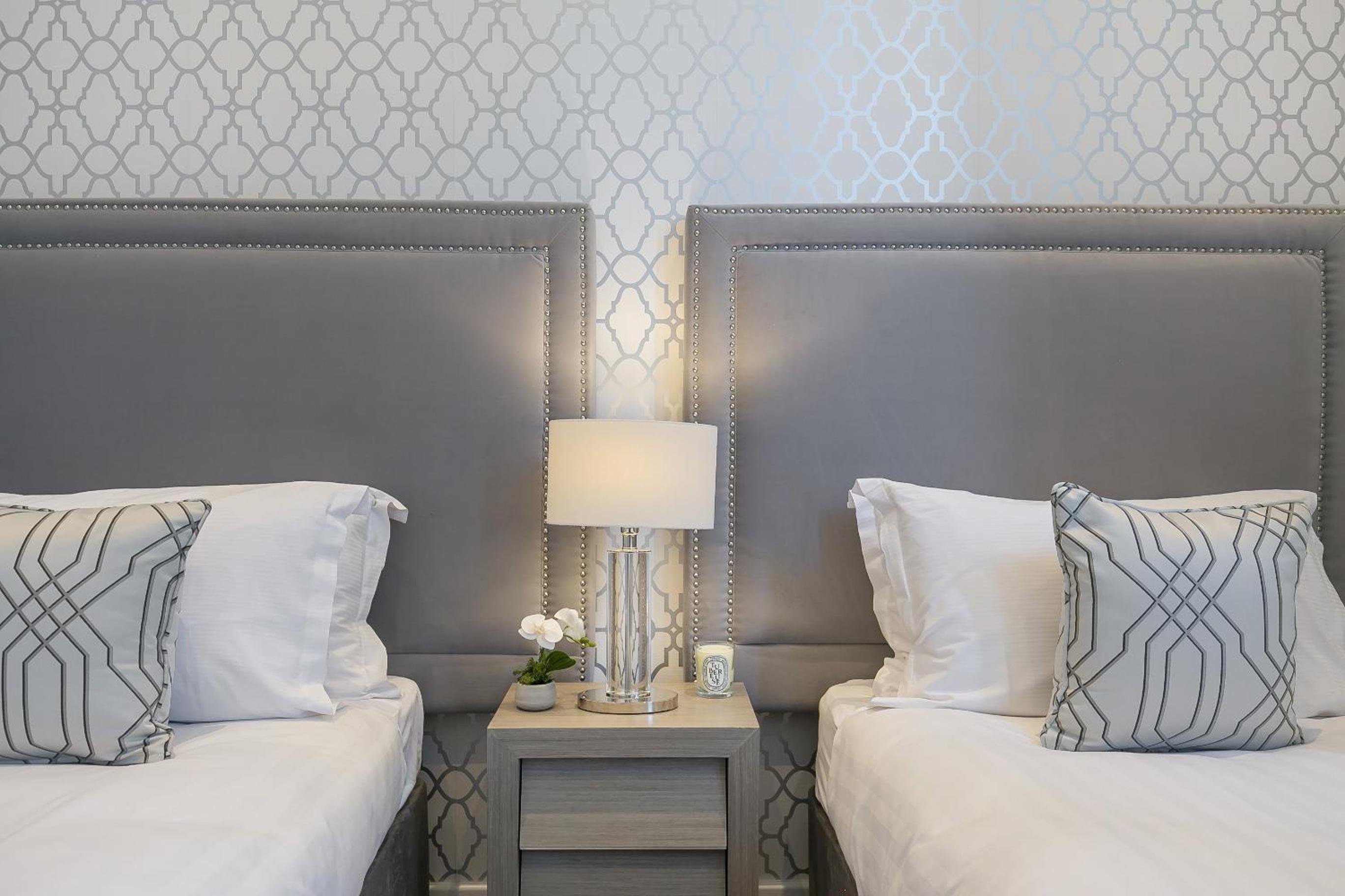Deluxe Two - Bedroom Apartment with Balcony