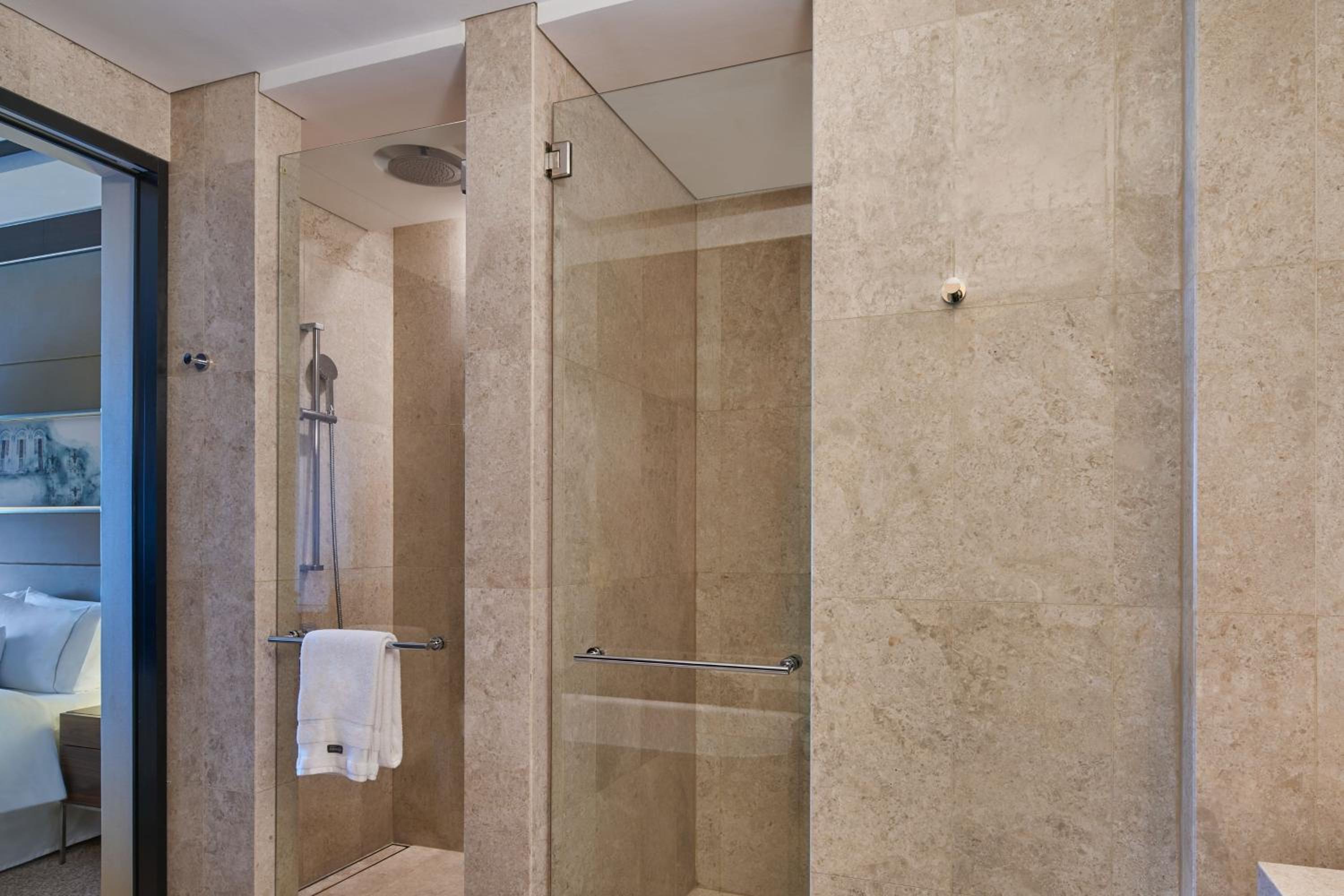 Deluxe Room, King Bed