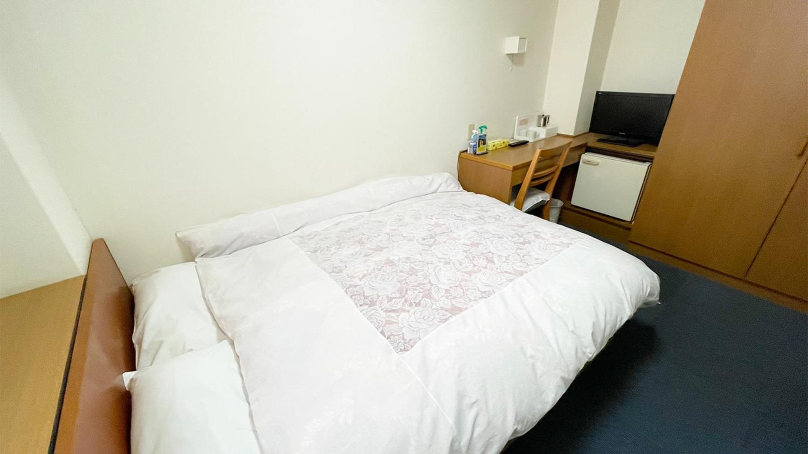 Double Room - Non-Smoking 