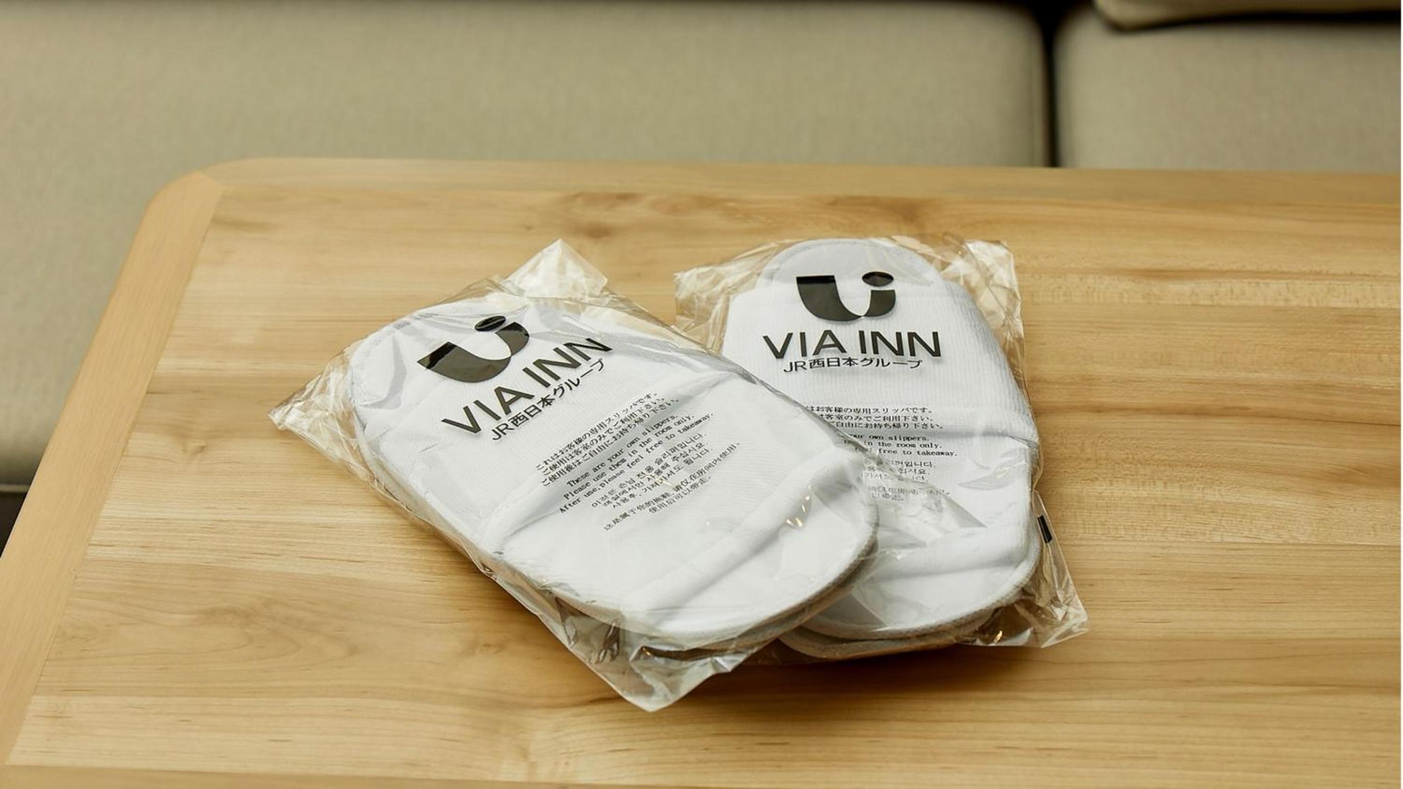 Corner Twin Room - Non-Smoking