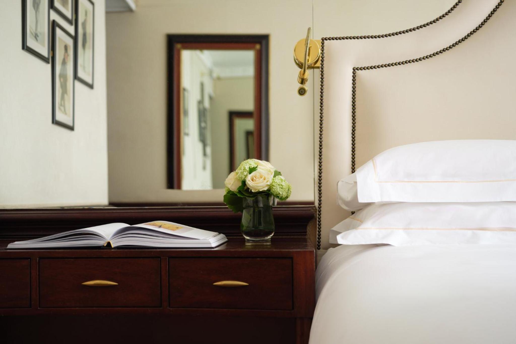 Classic Single Room