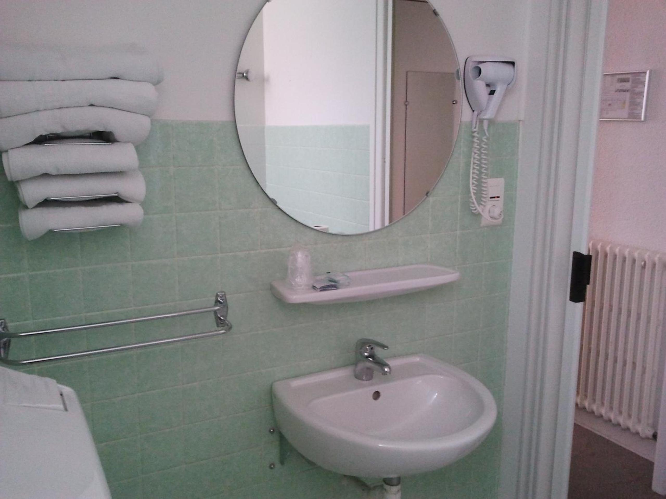 Twin Room with Mountain View