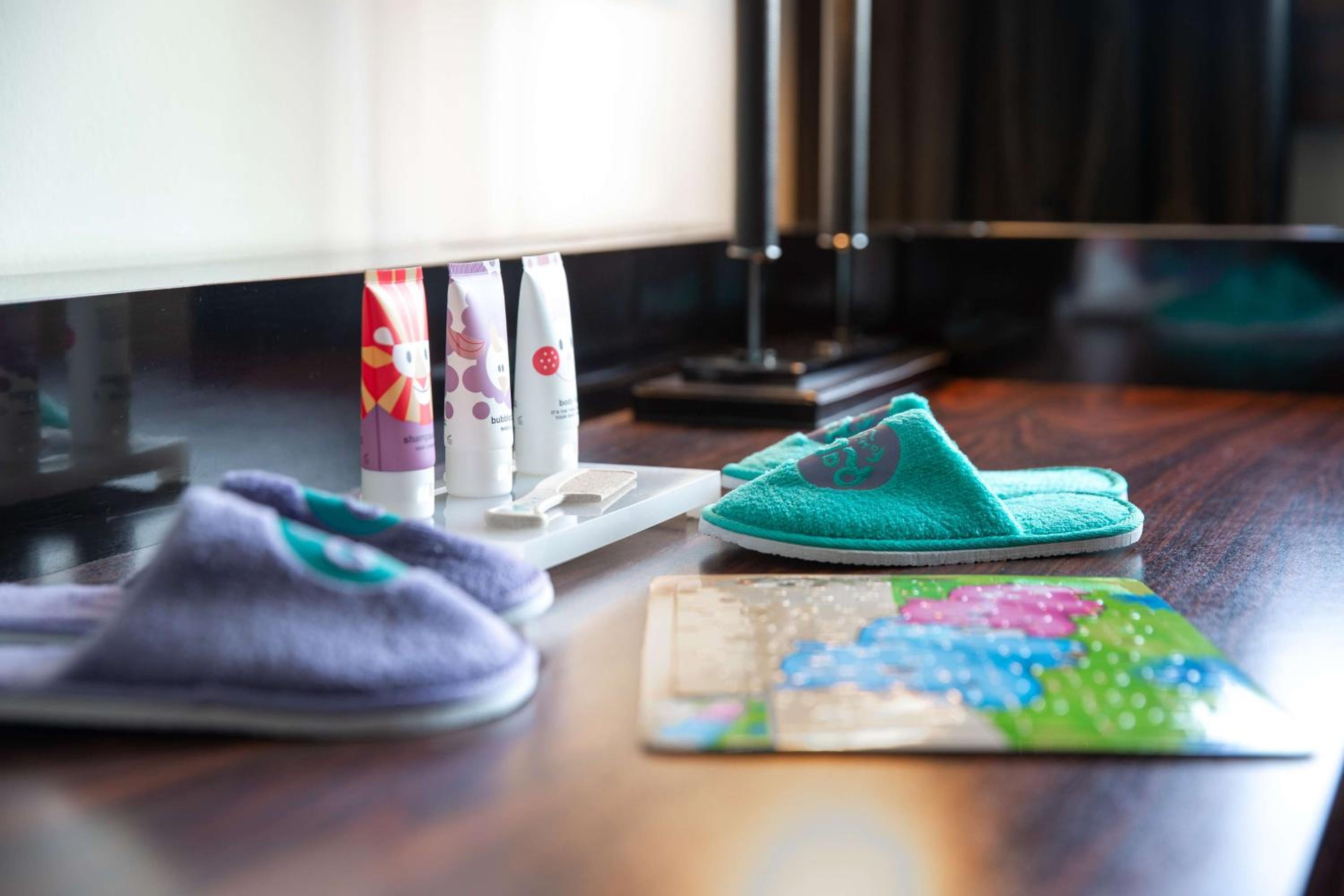 Family room with panoramic view