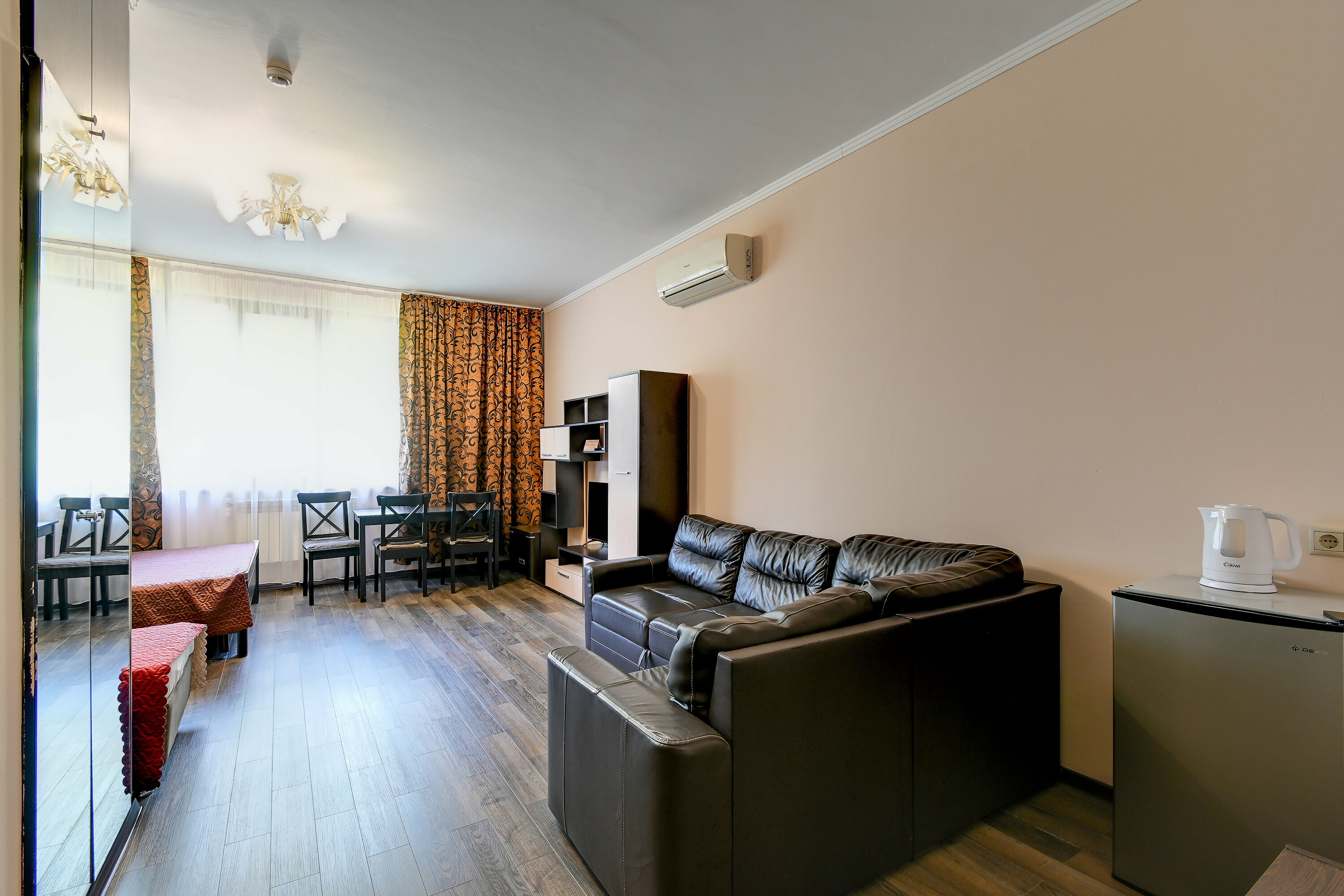 Трехместный номер Делюкс