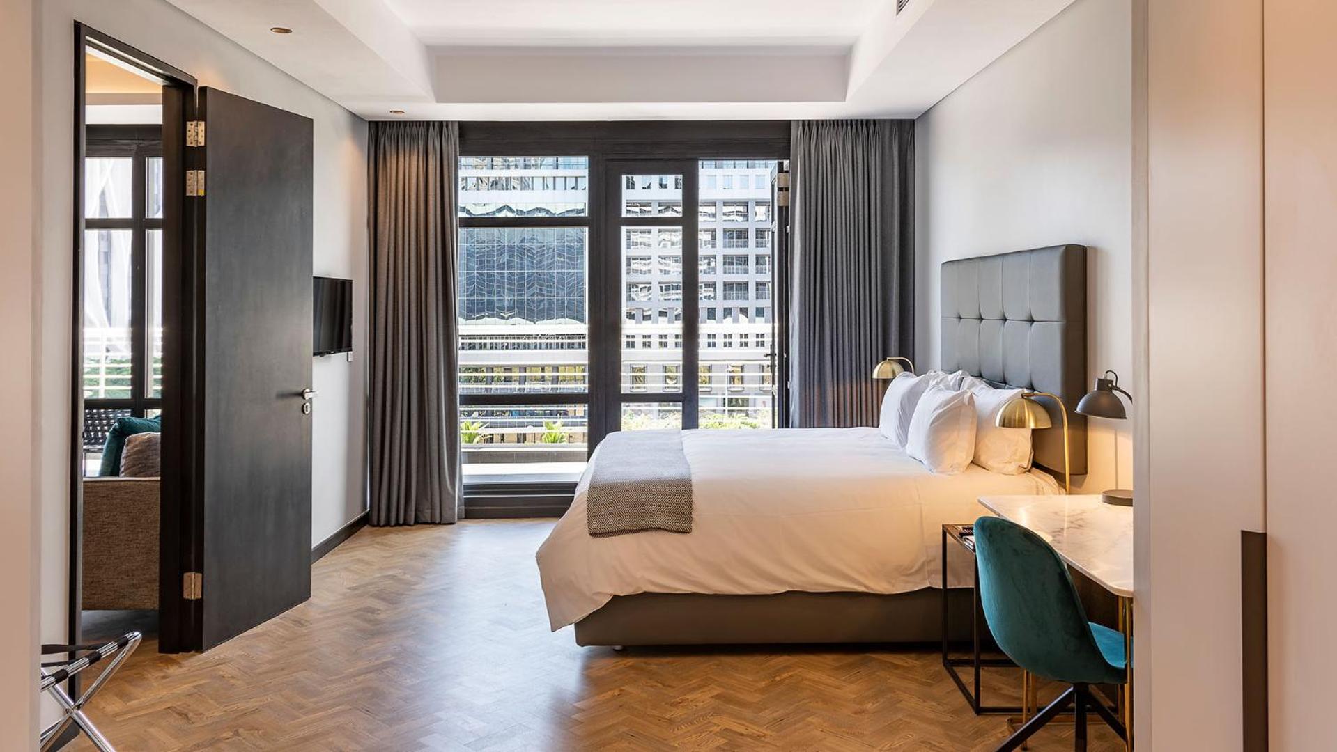 Deluxe Two-Bedroom Apartment with Balcony