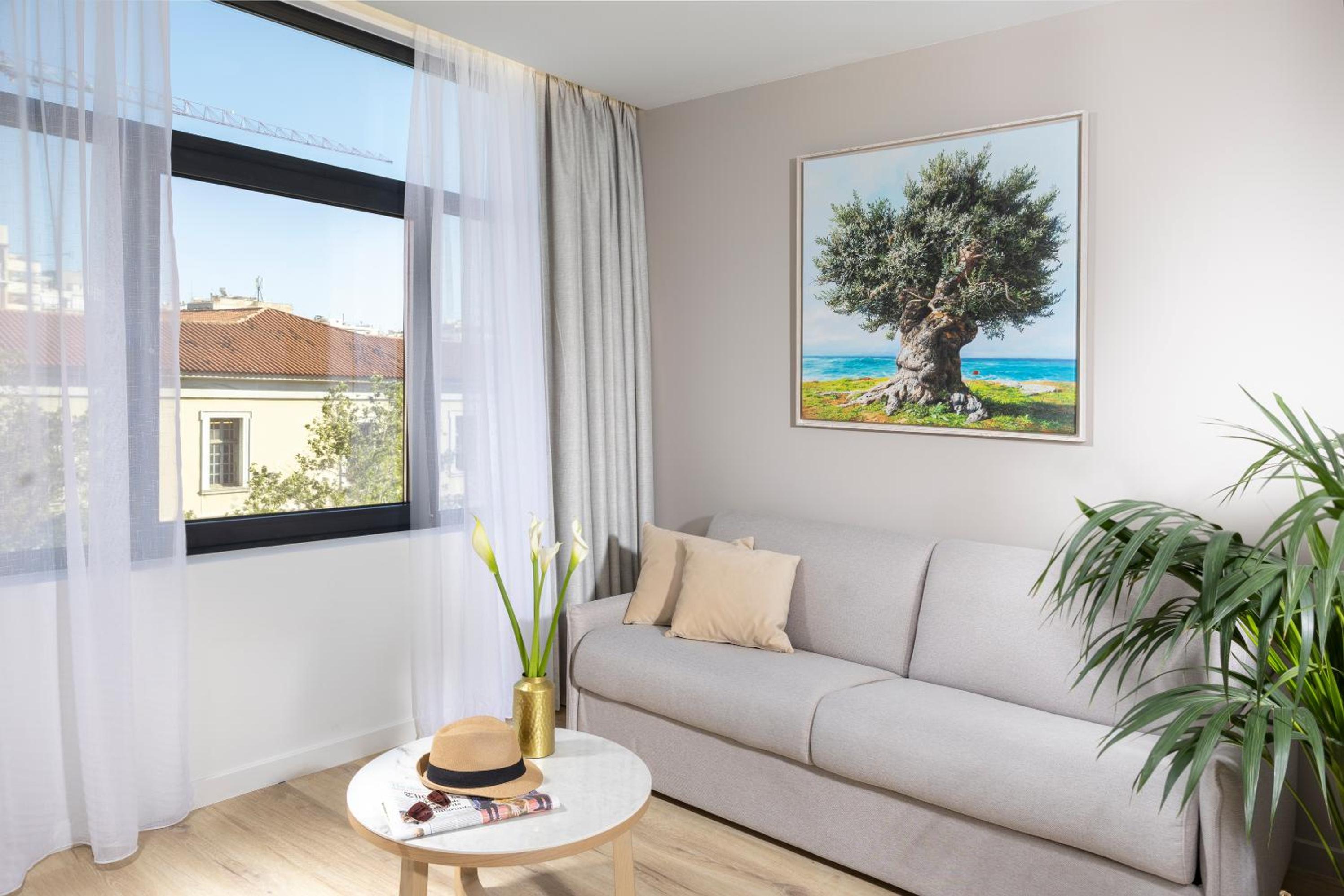 Deluxe Apartment