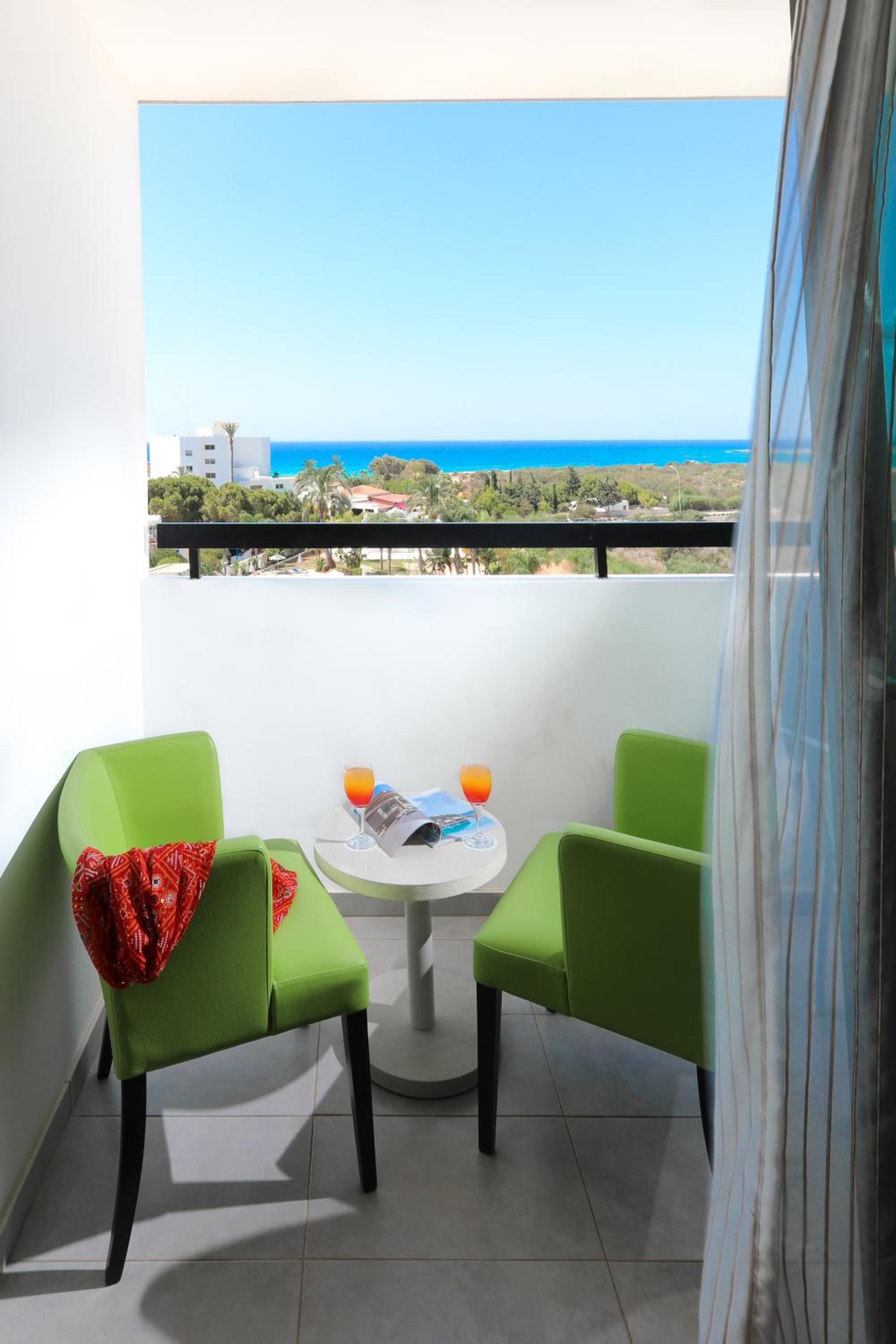 Superior Double or Twin with Side Sea View