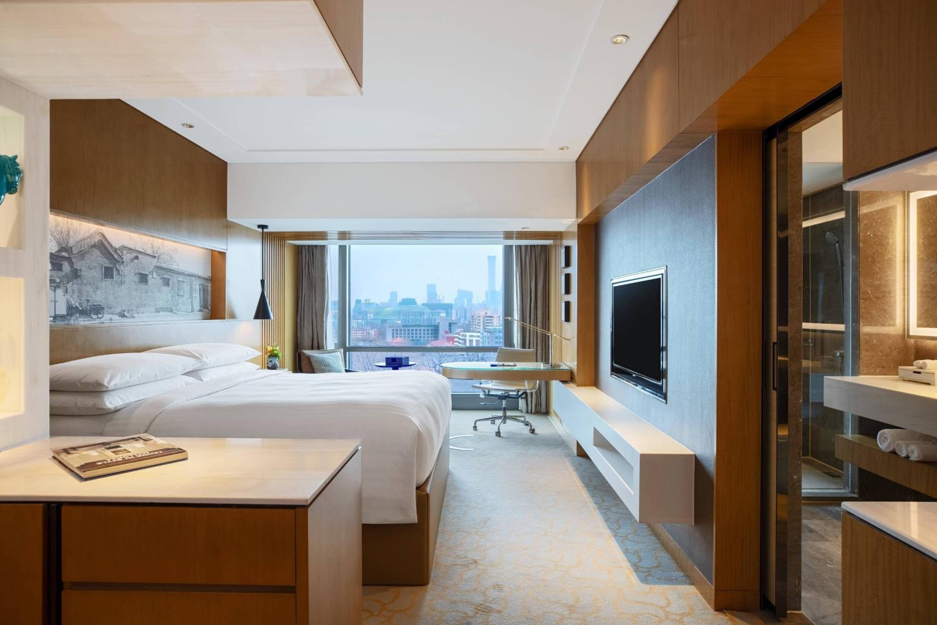 King Room with City View on High Floor