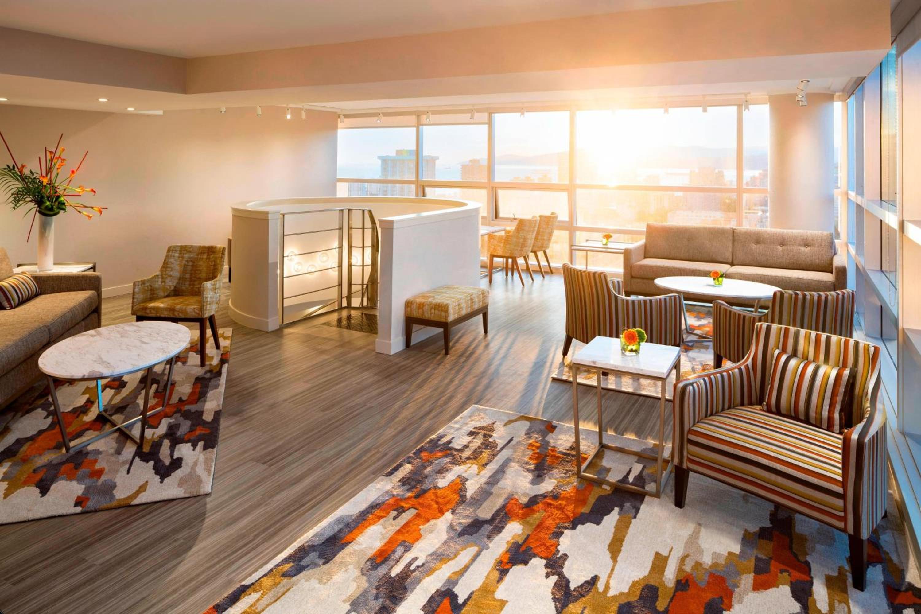 Double Room with Two Double Beds - High Floor/Club Lounge Access