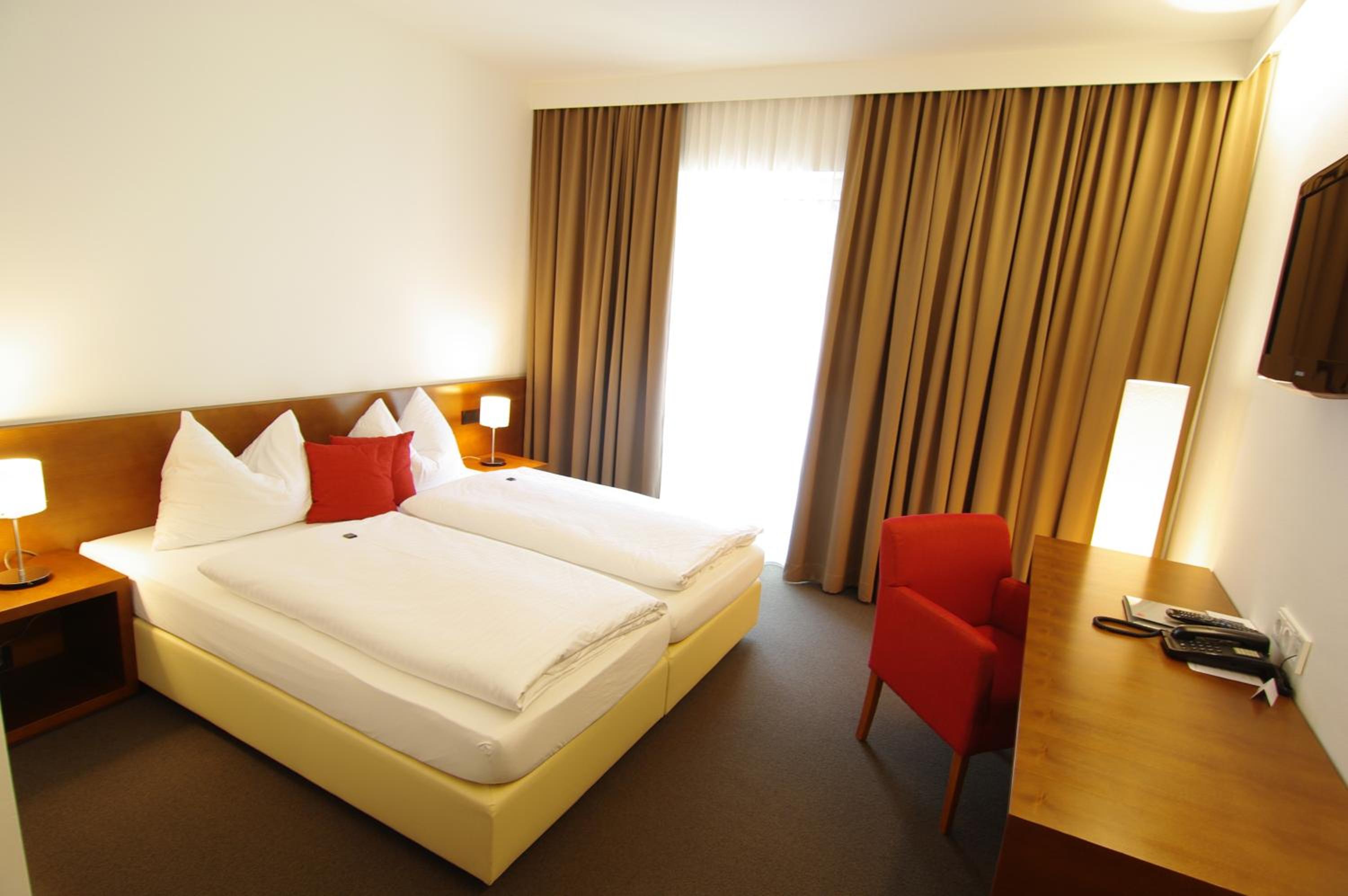 Double Room "Regenbogen"