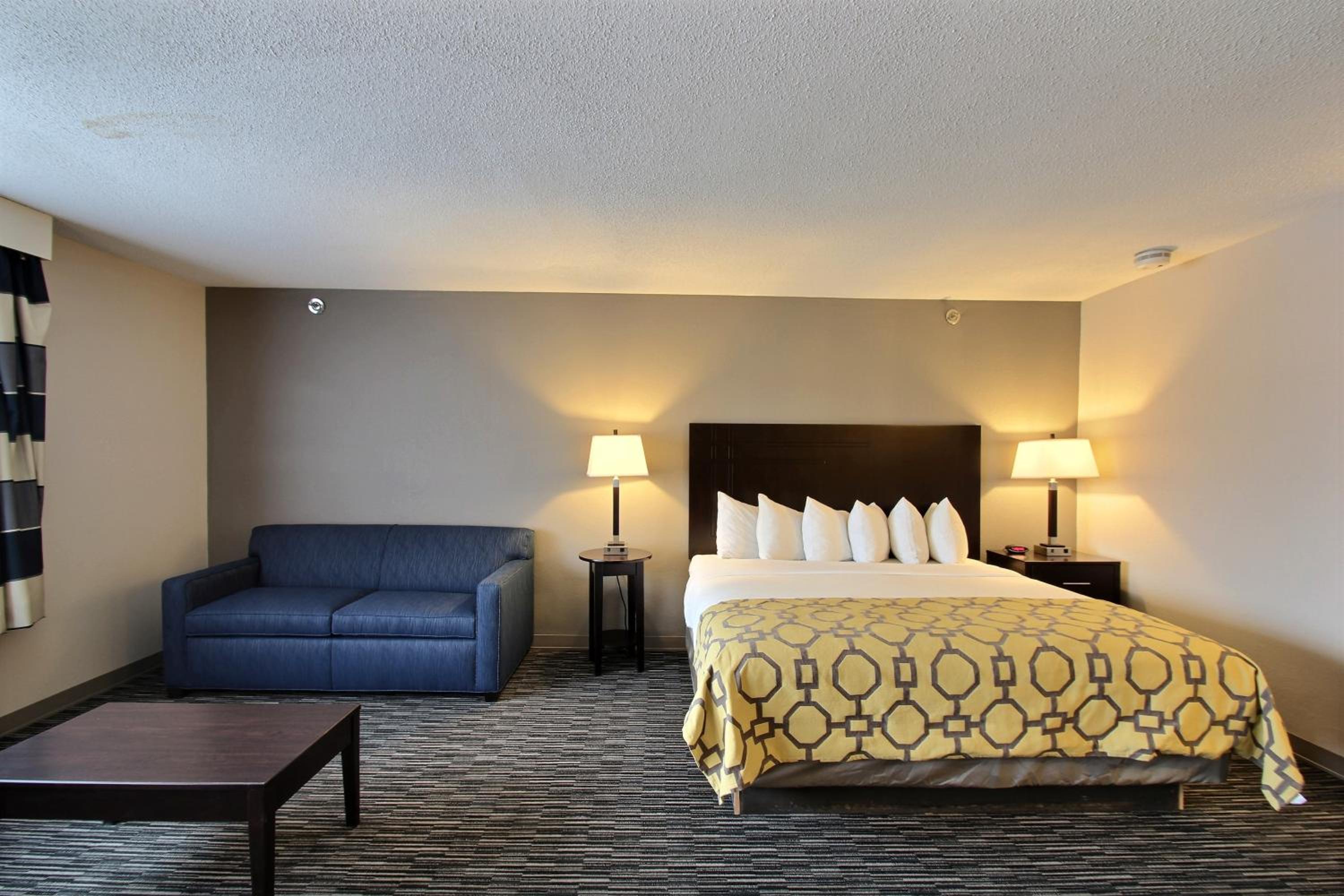 Deluxe King Room - Non-Smoking