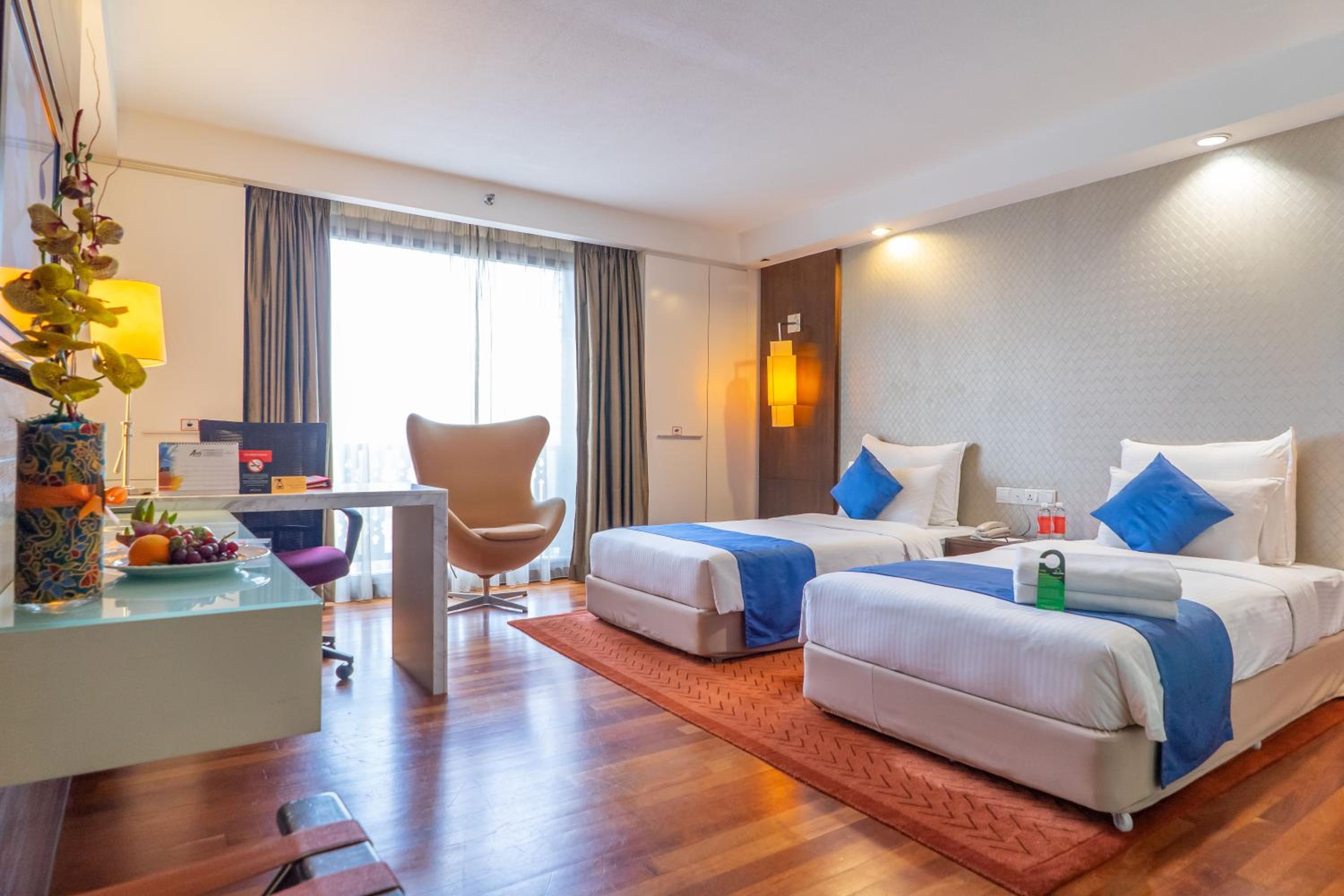 Club Twin Room with Club Lounge access