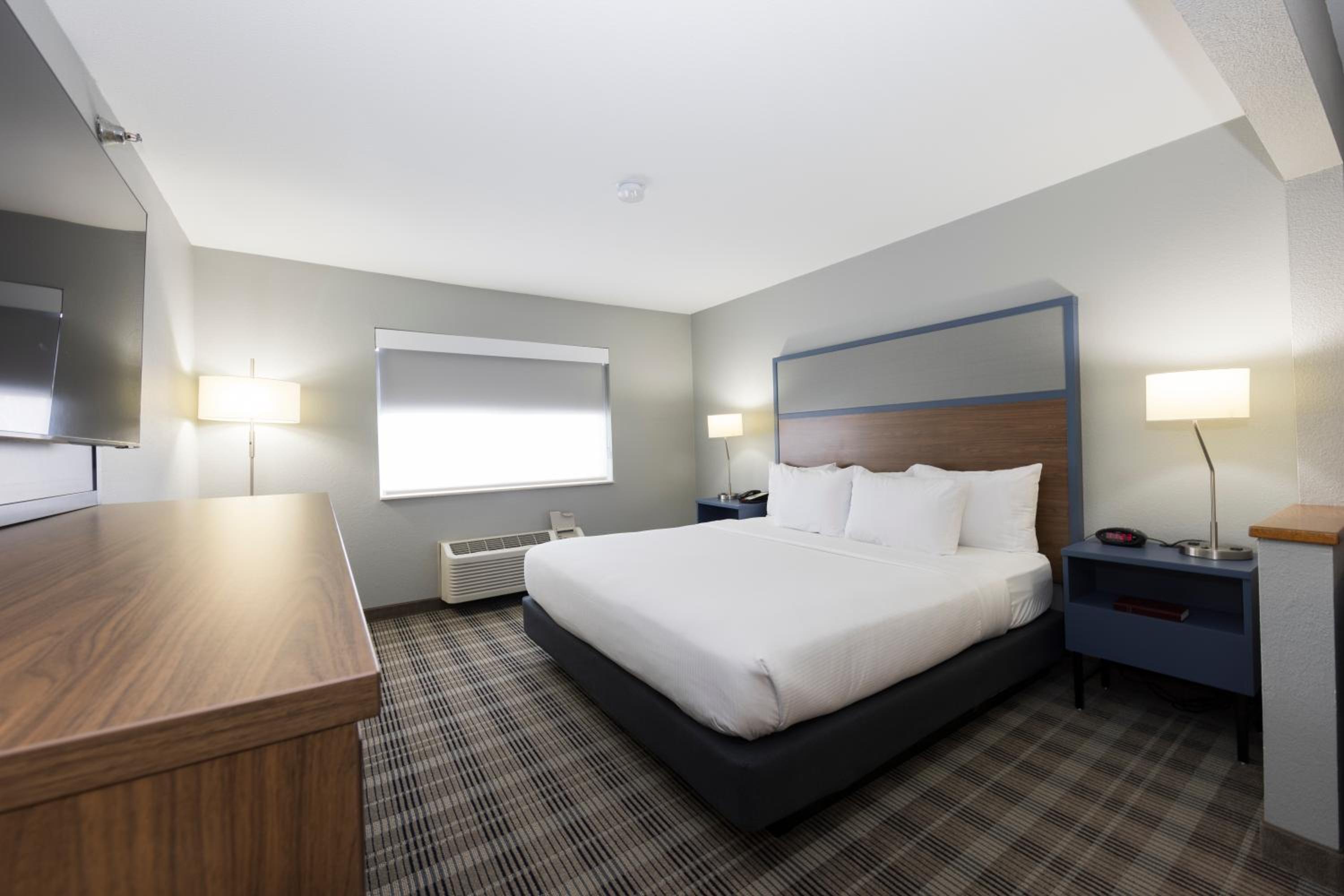 King Room - Non-Smoking