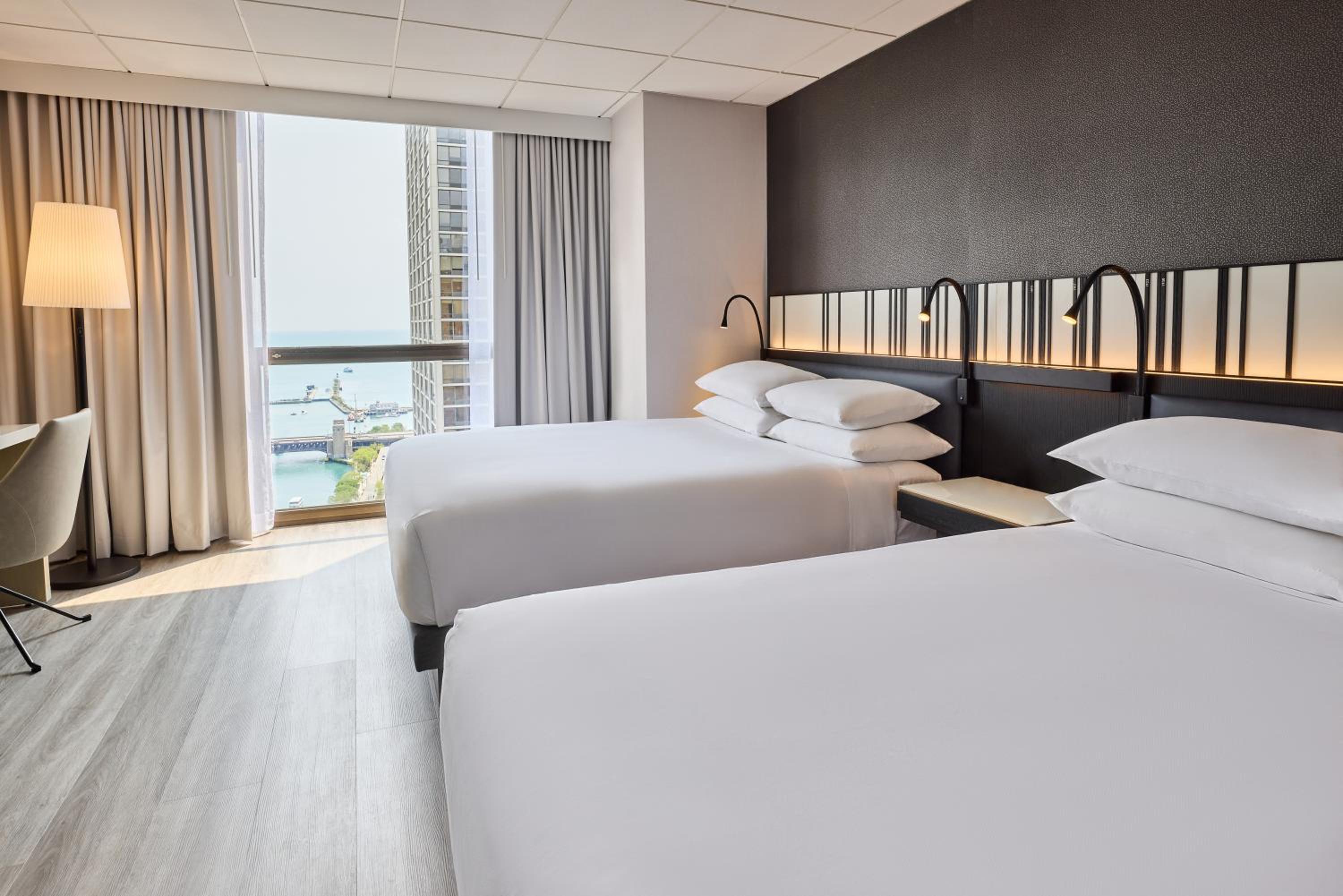 Queen Room with Two Queen Beds and Lake View