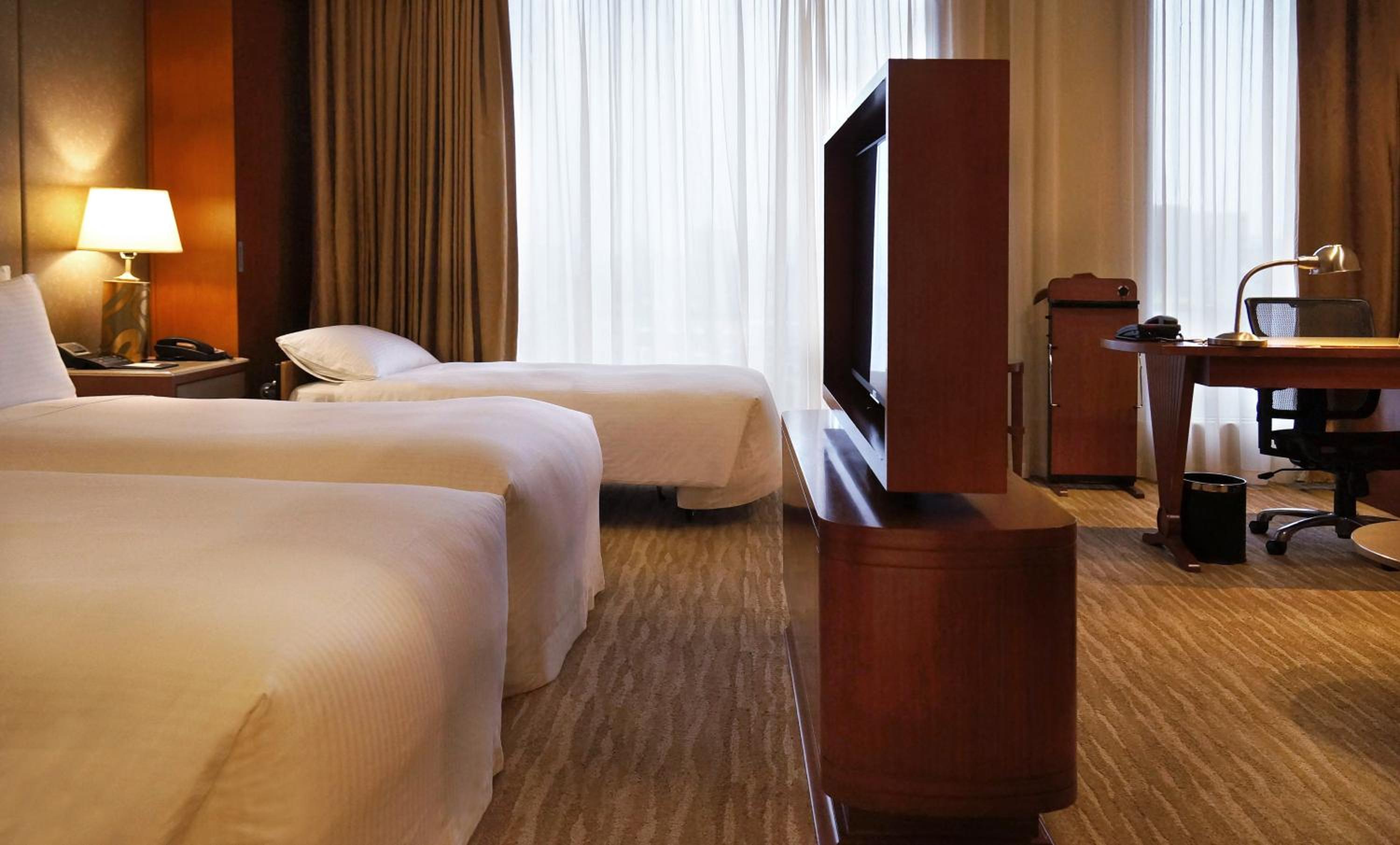 Studio Suites with Extra Bed