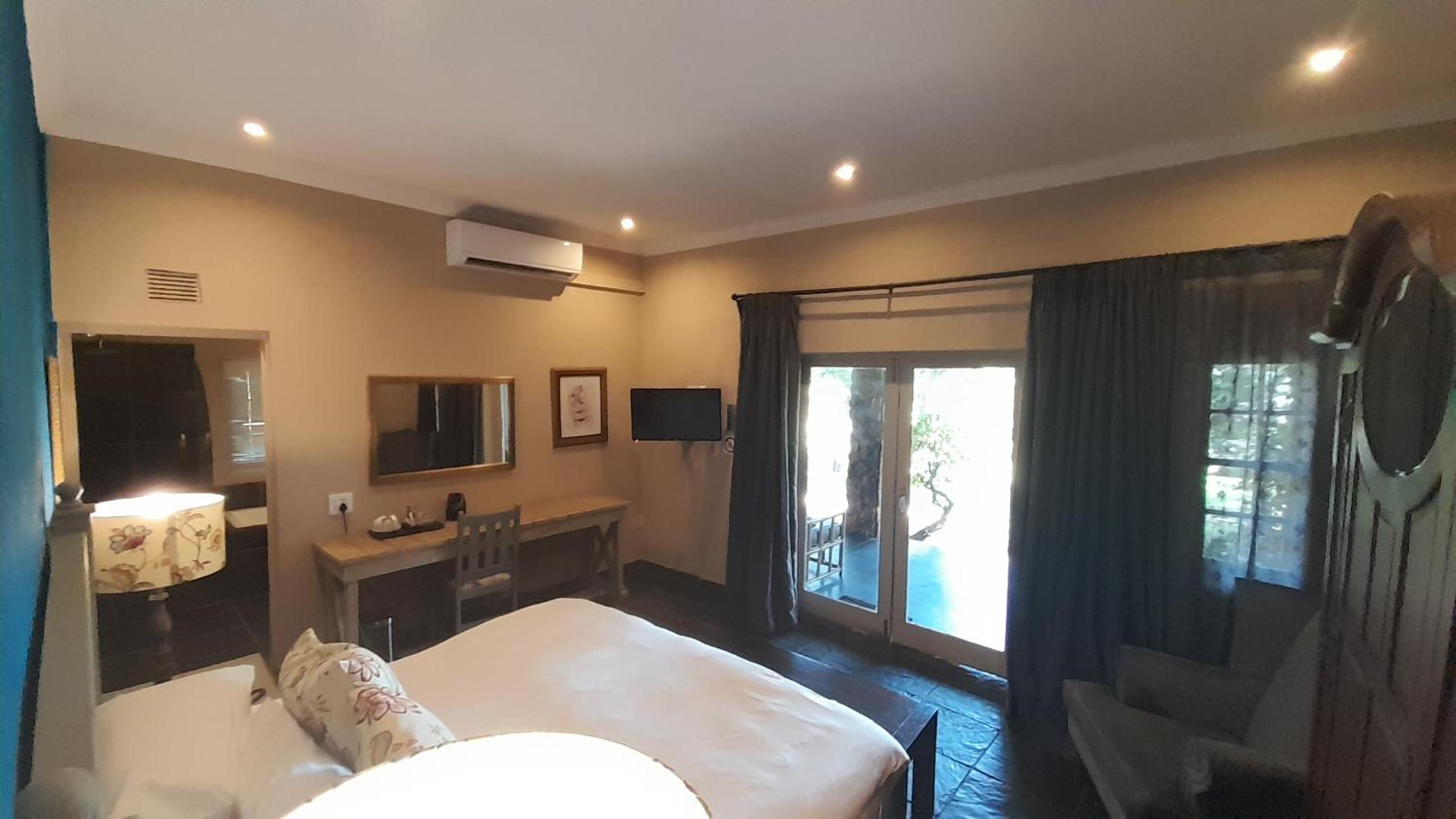 Executive Family Room